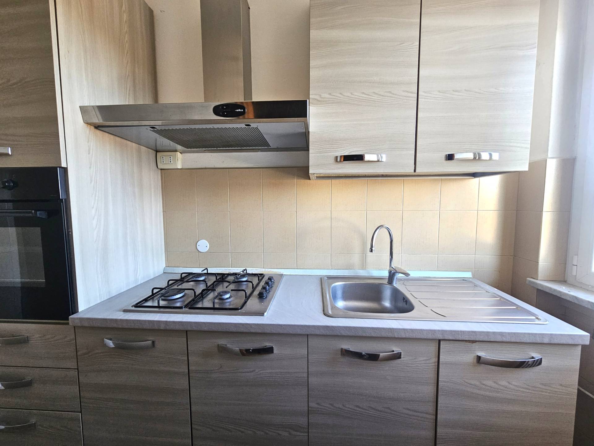 Appartamento in vendita a Malnate, Centro