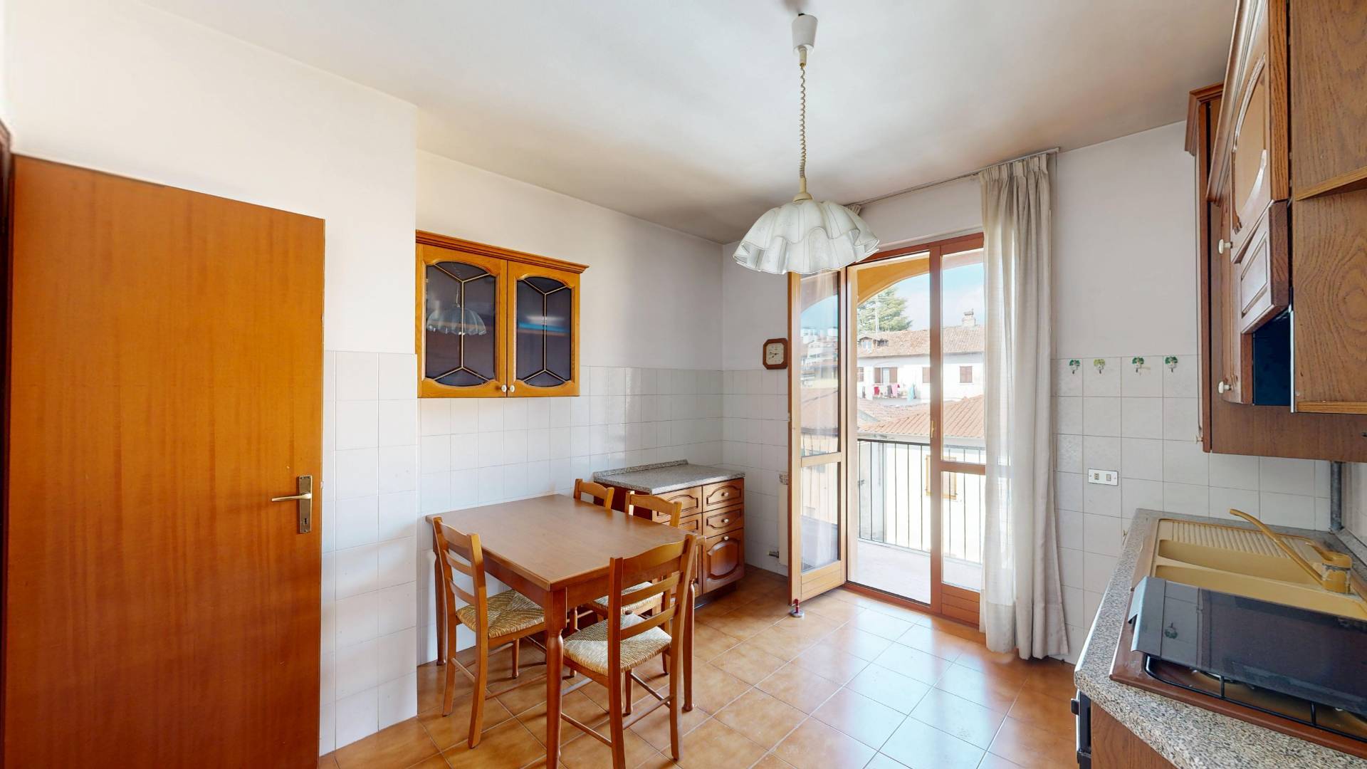 Appartamento in vendita a Malnate, Centro