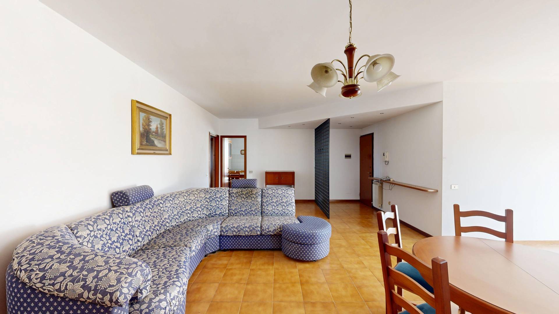 Appartamento in vendita a Malnate, Centro