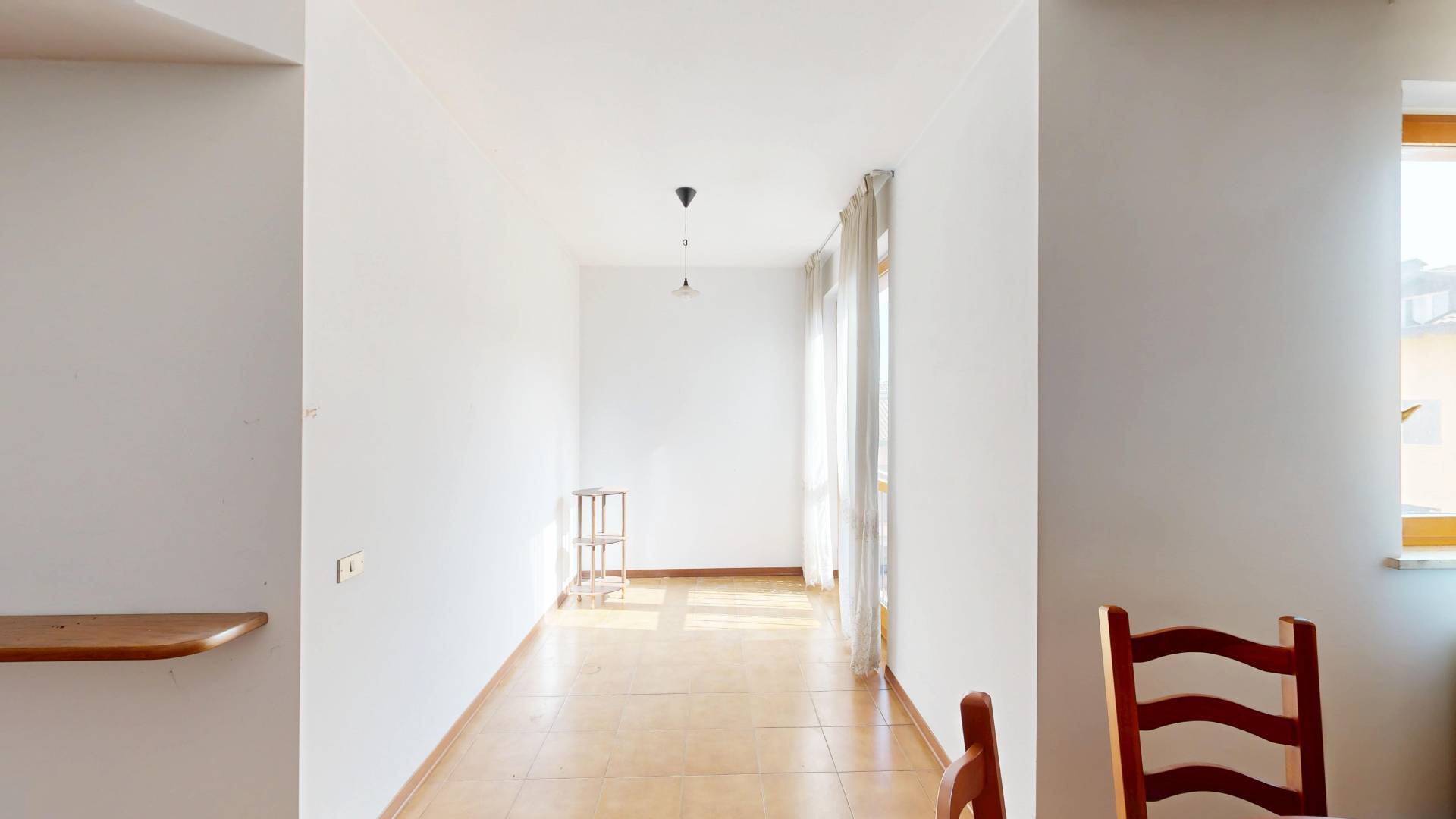 Appartamento in vendita a Malnate, Centro