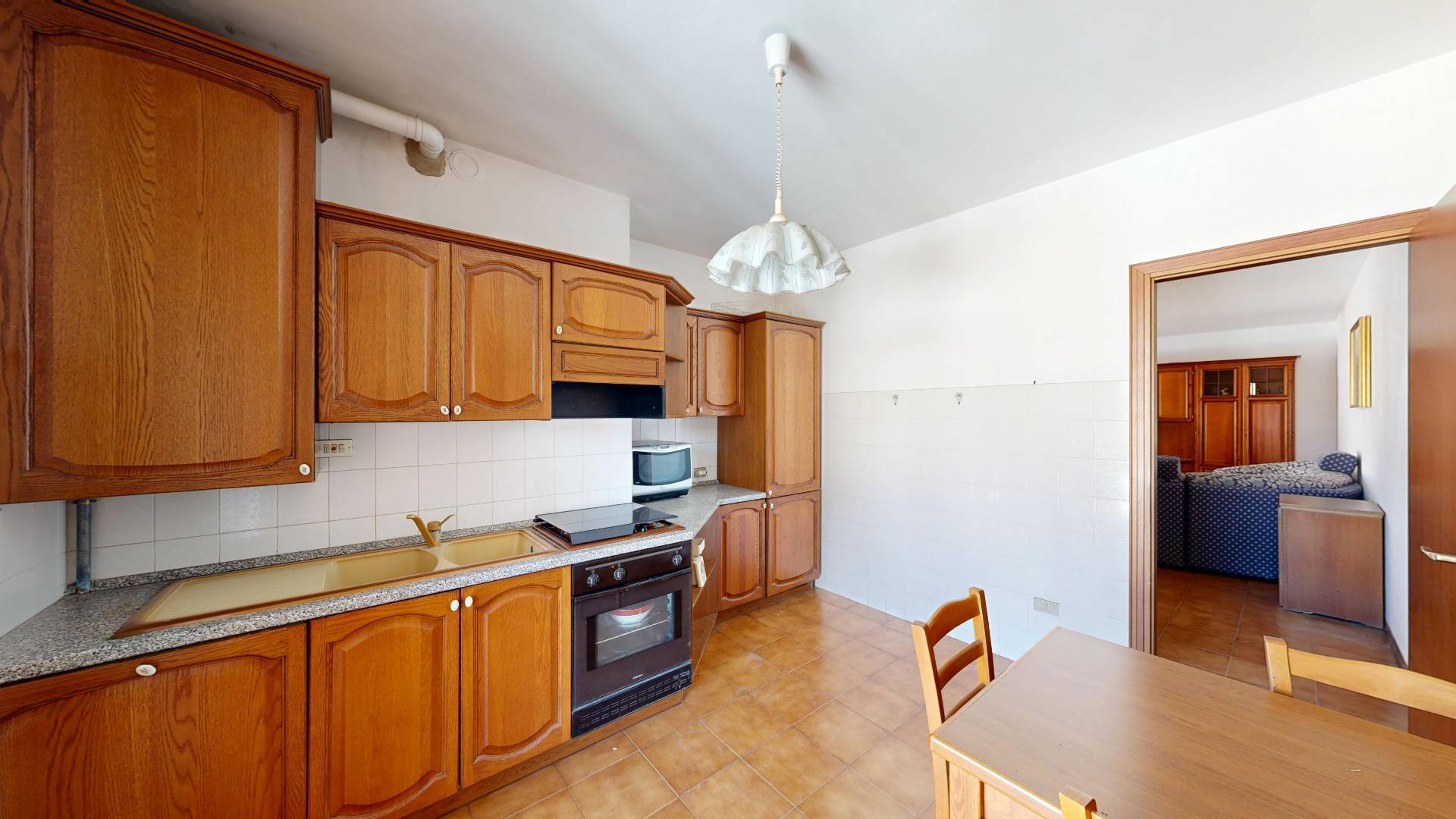 Appartamento in vendita a Malnate, Centro