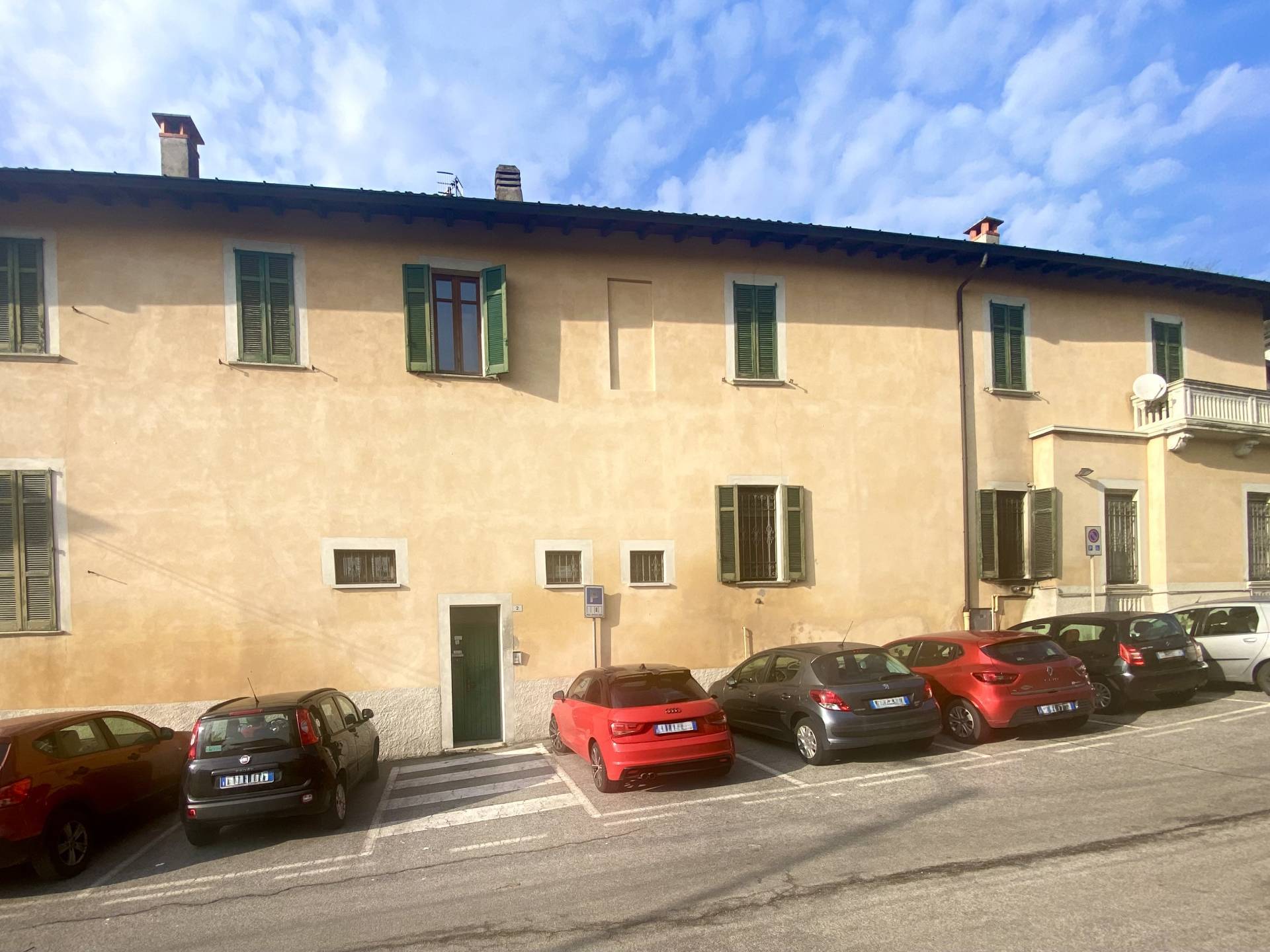 Casa singola in vendita a Cocquio-Trevisago, Cocquio