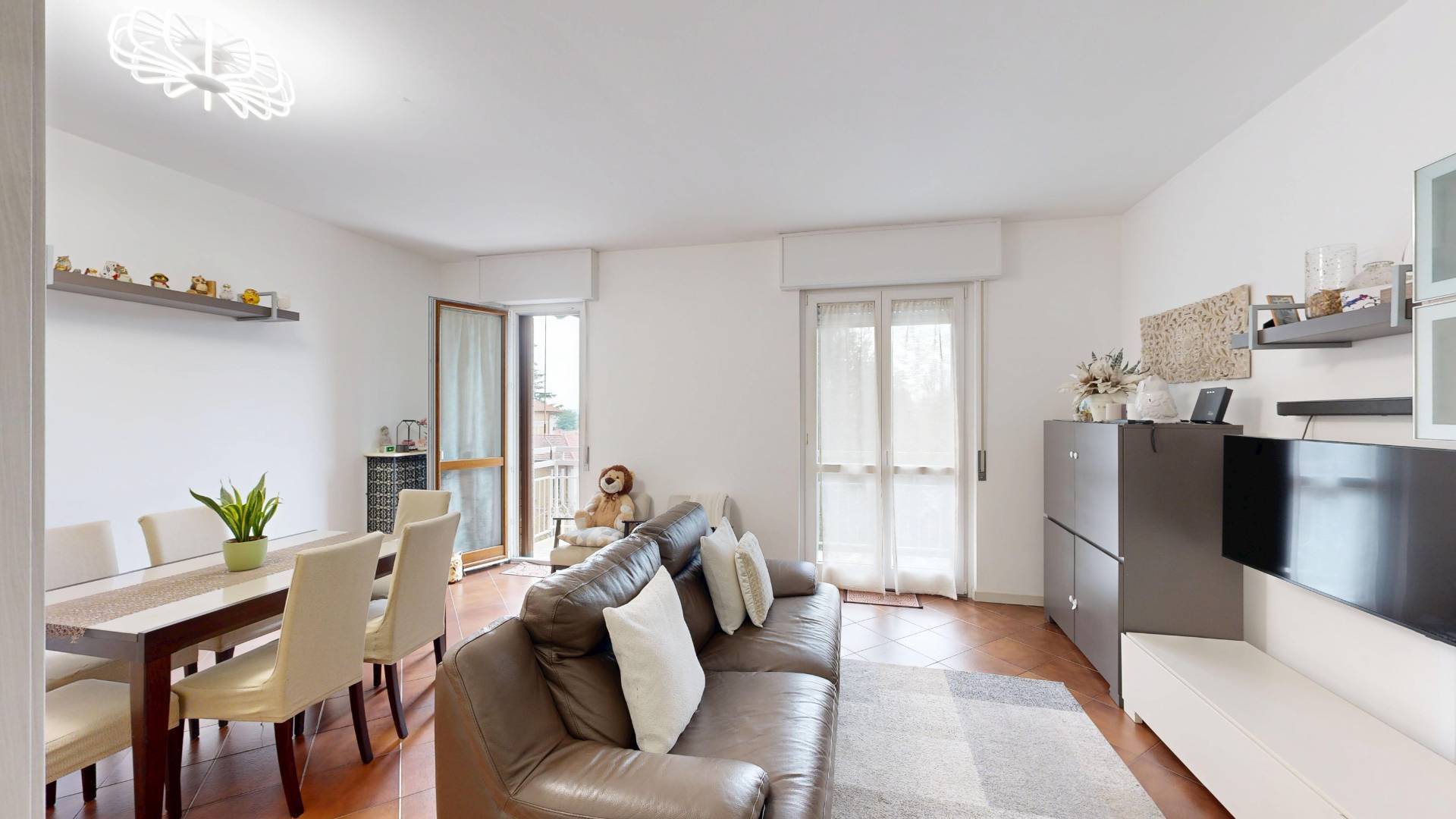 Appartamento in vendita a Malnate, Centro