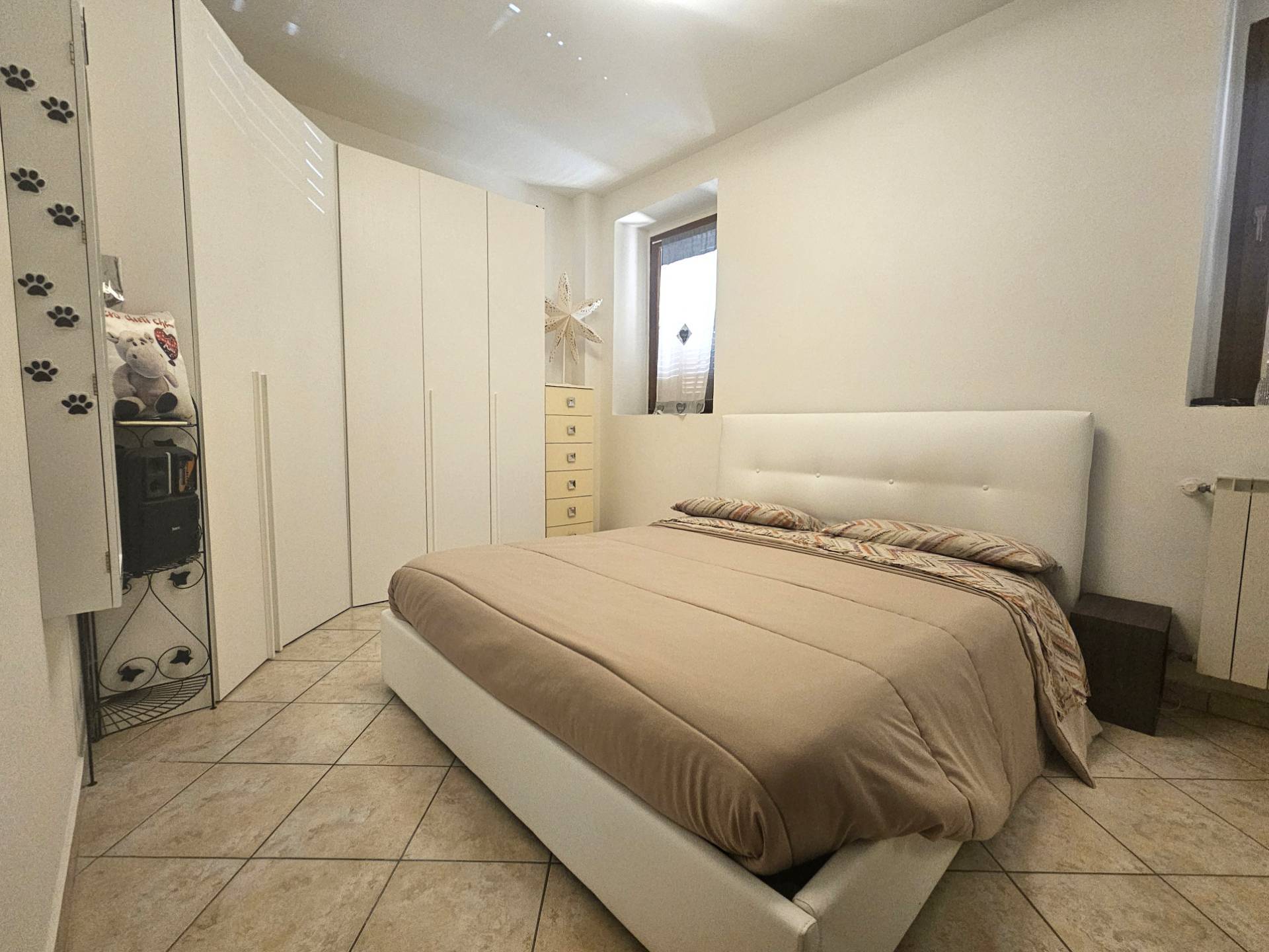 Appartamento in vendita a Malnate, Centro