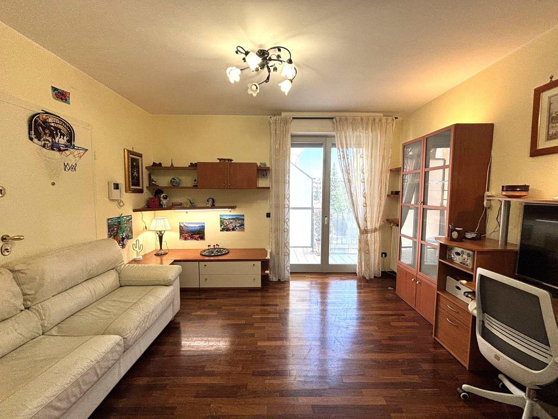 Appartamento in vendita a Varese, Ippodromo