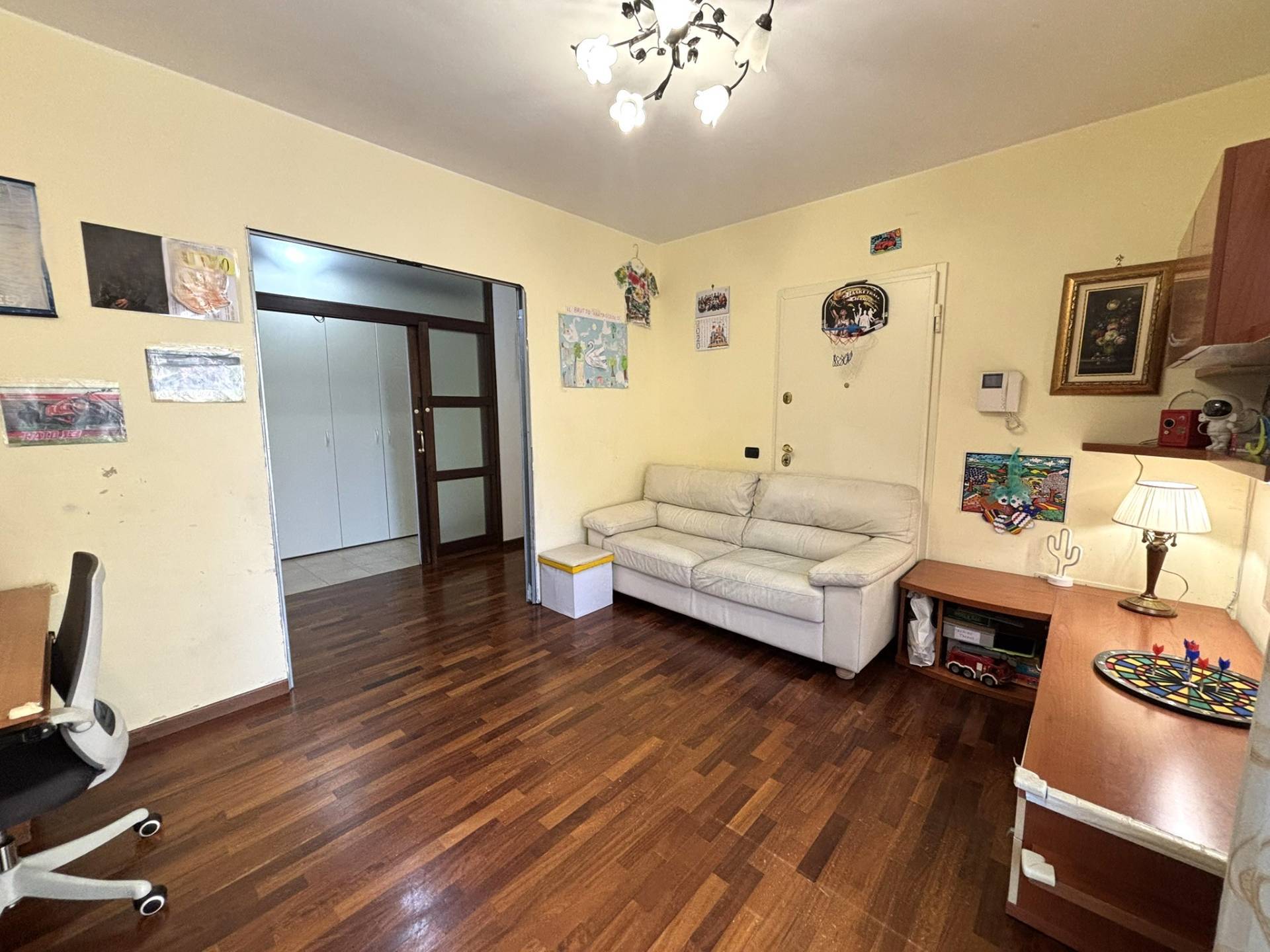 Appartamento in vendita a Varese, Ippodromo