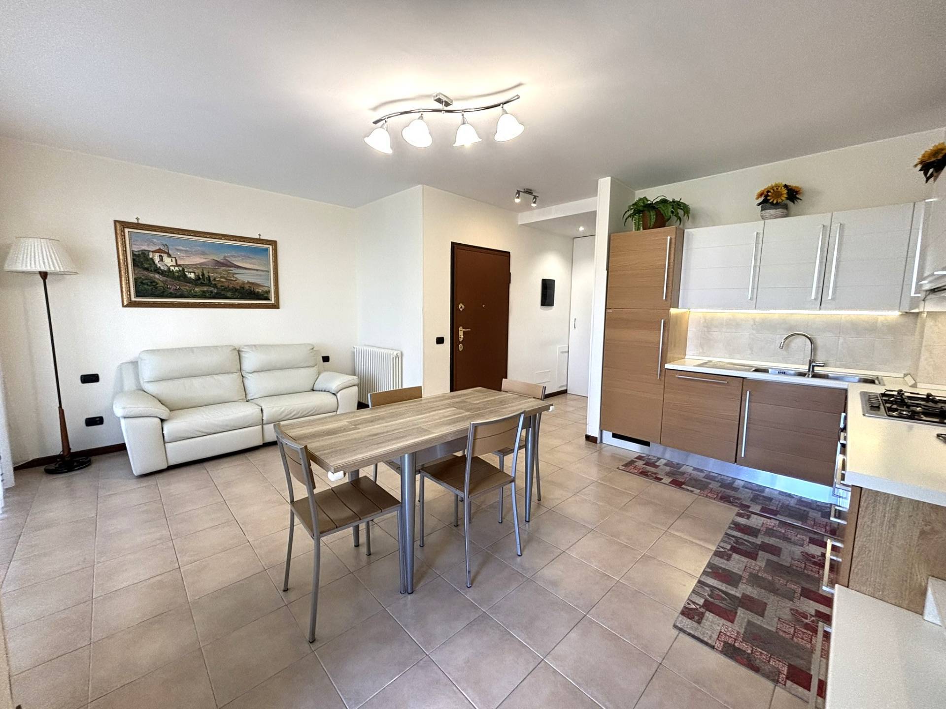 Appartamento in vendita a Varese, Ippodromo