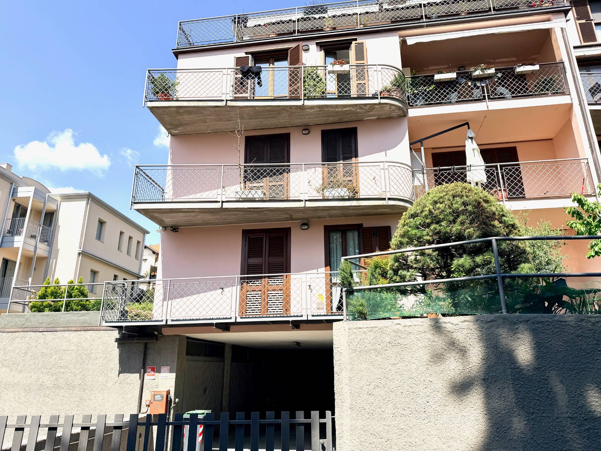 Appartamento in vendita a Varese, Masnago