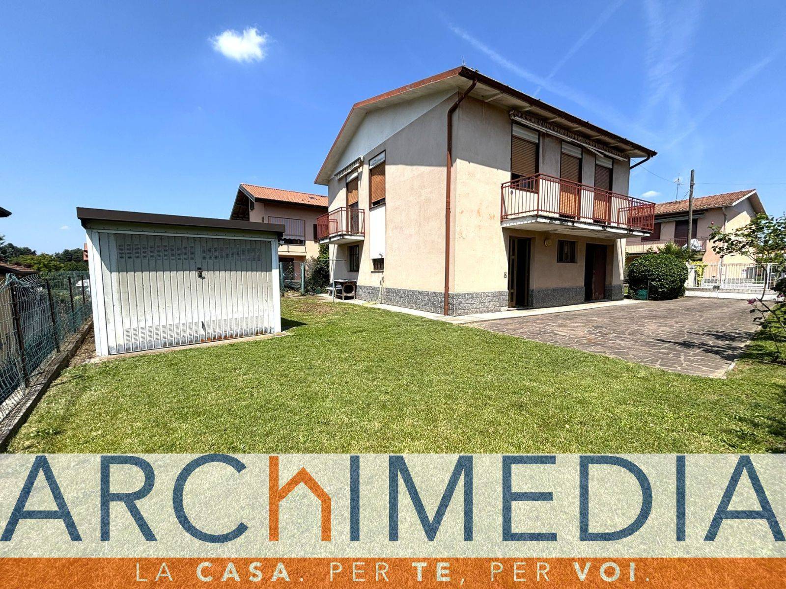 Casa singola in vendita a Carnago, Milanello