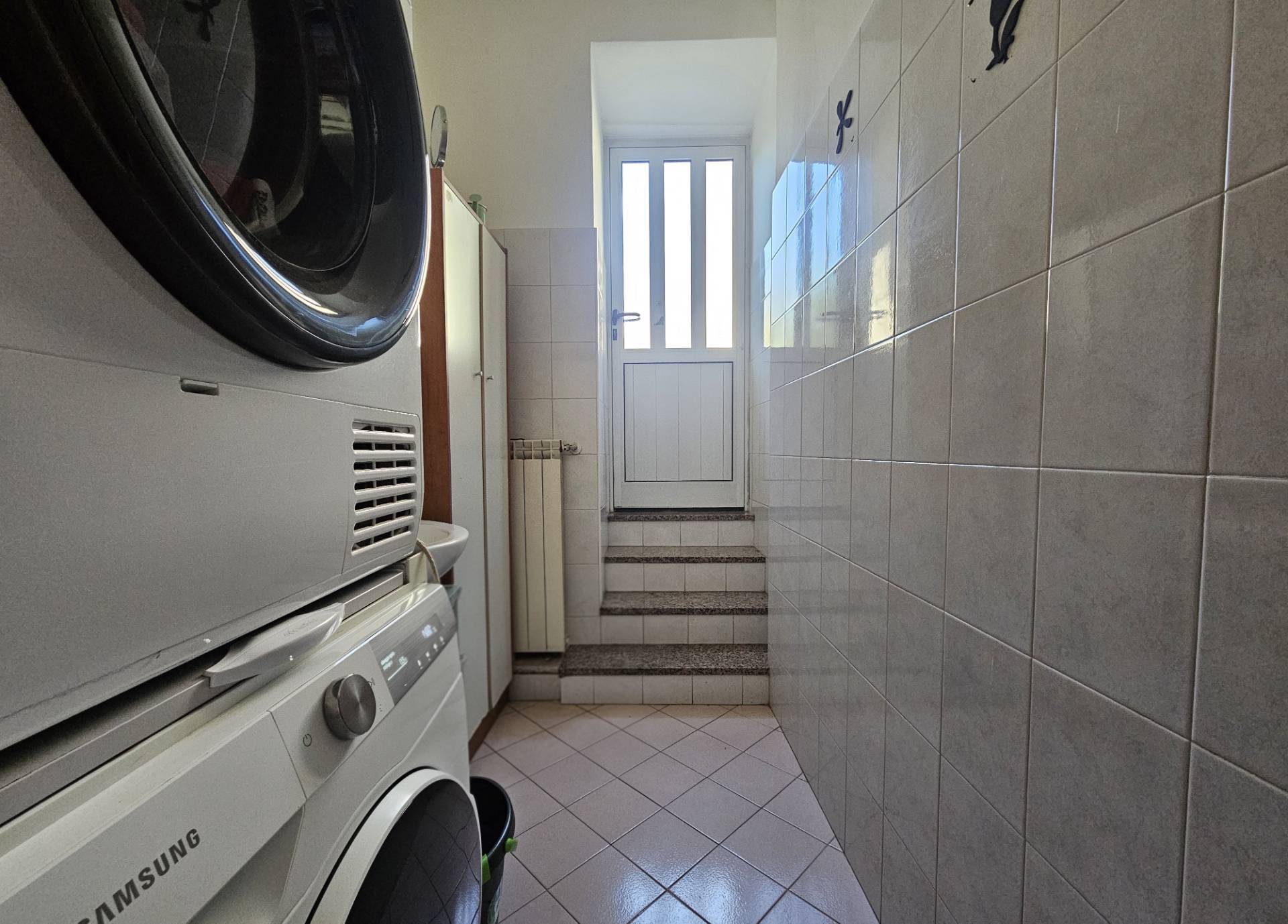 Porzione di casa in vendita a Malnate, Centro