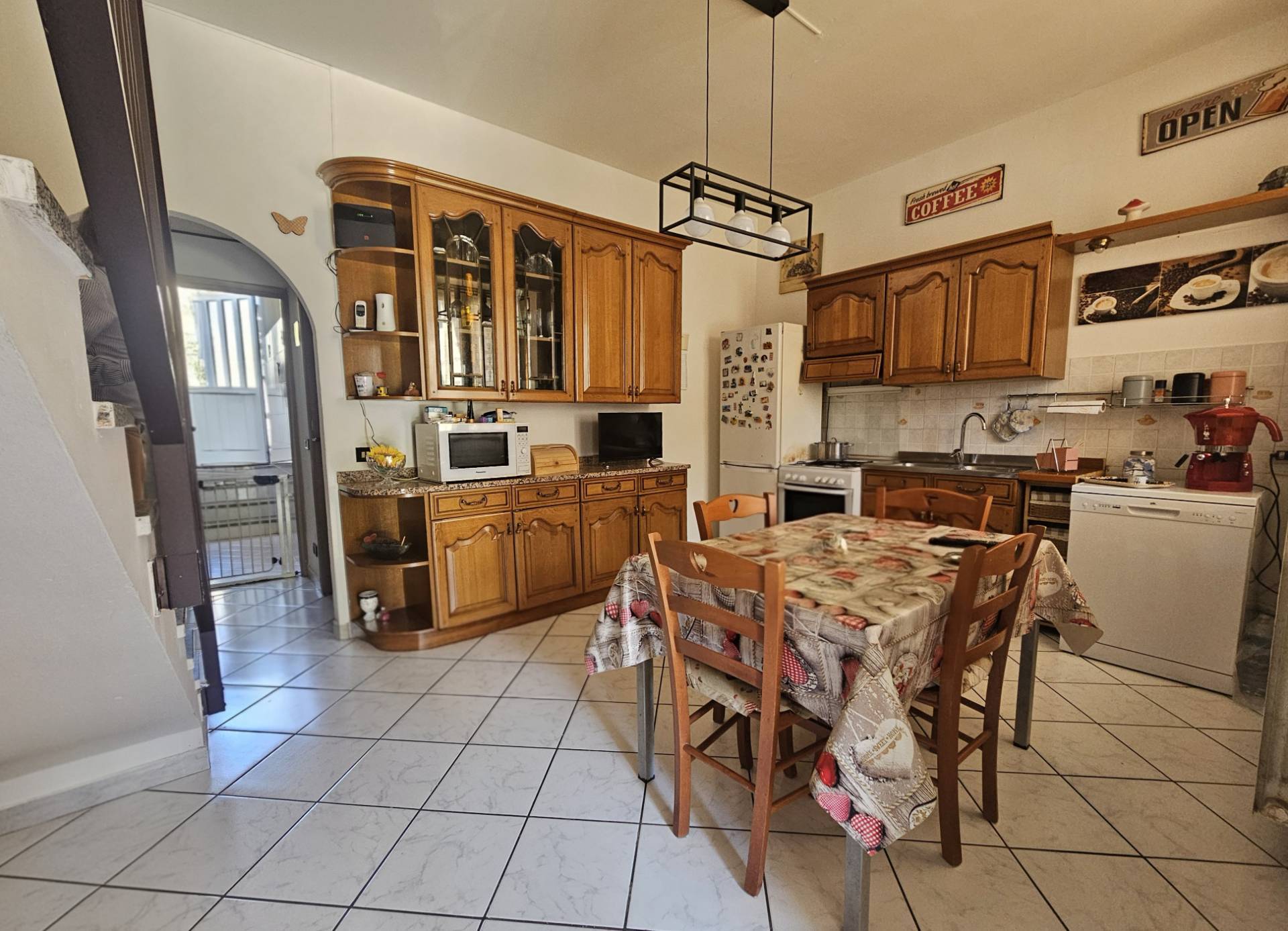 Porzione di casa in vendita a Malnate, Centro