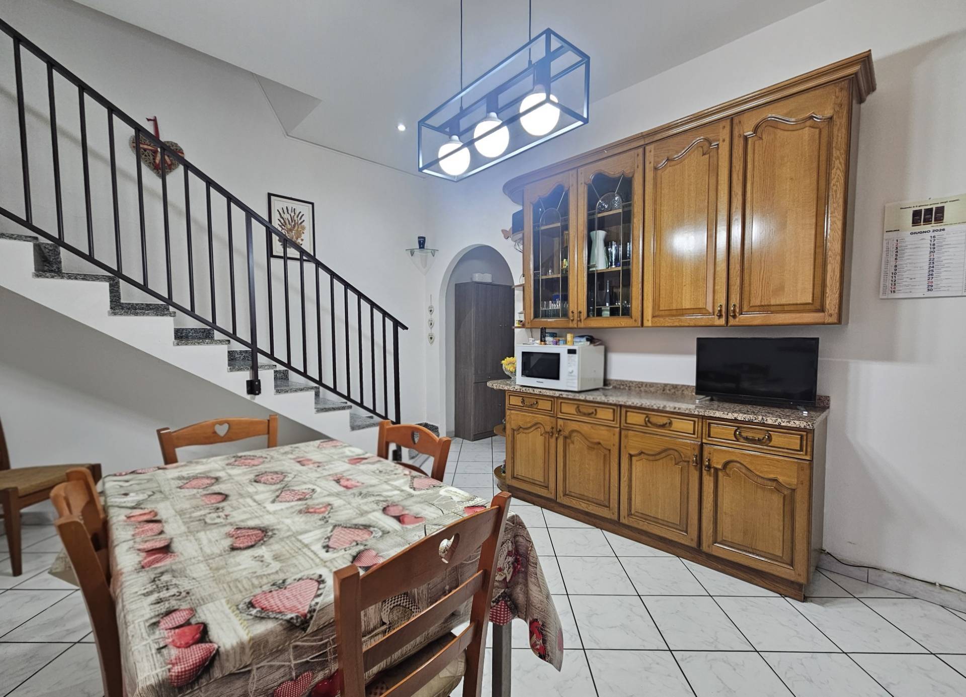Porzione di casa in vendita a Malnate, Centro
