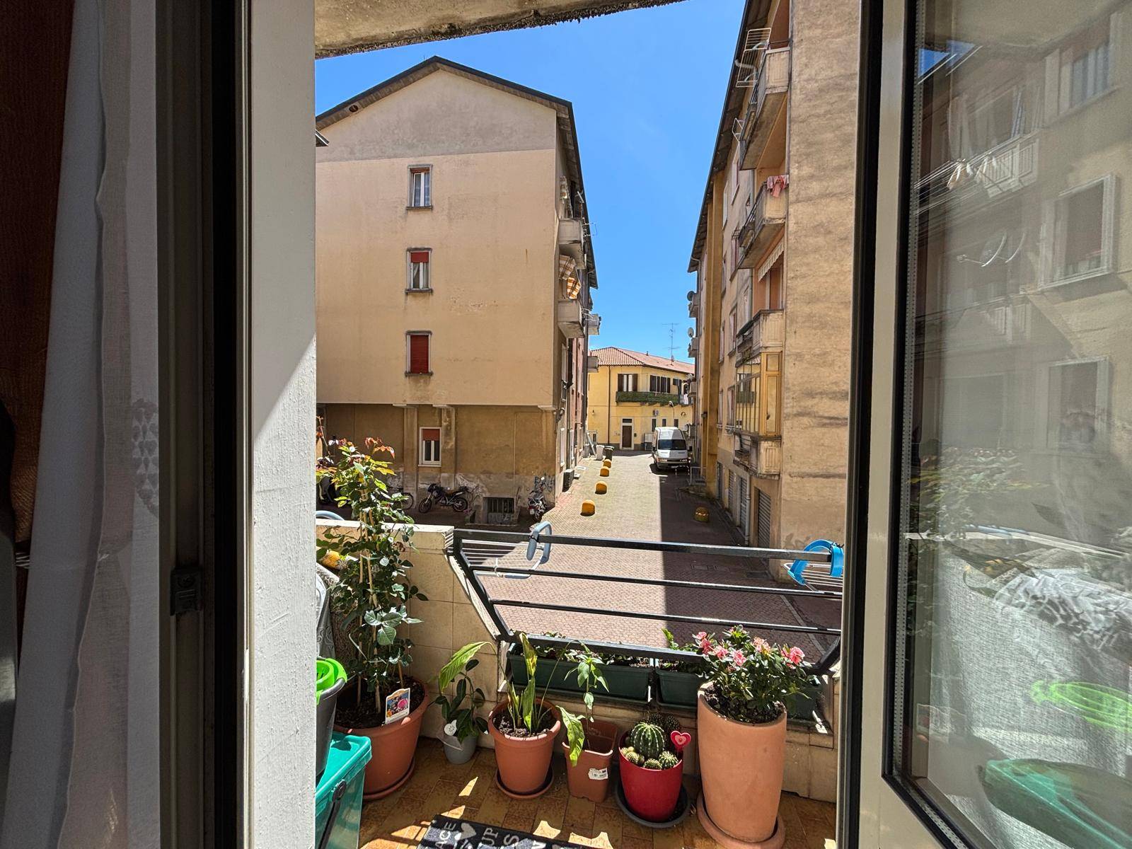 Appartamento in vendita a Malnate, Centro