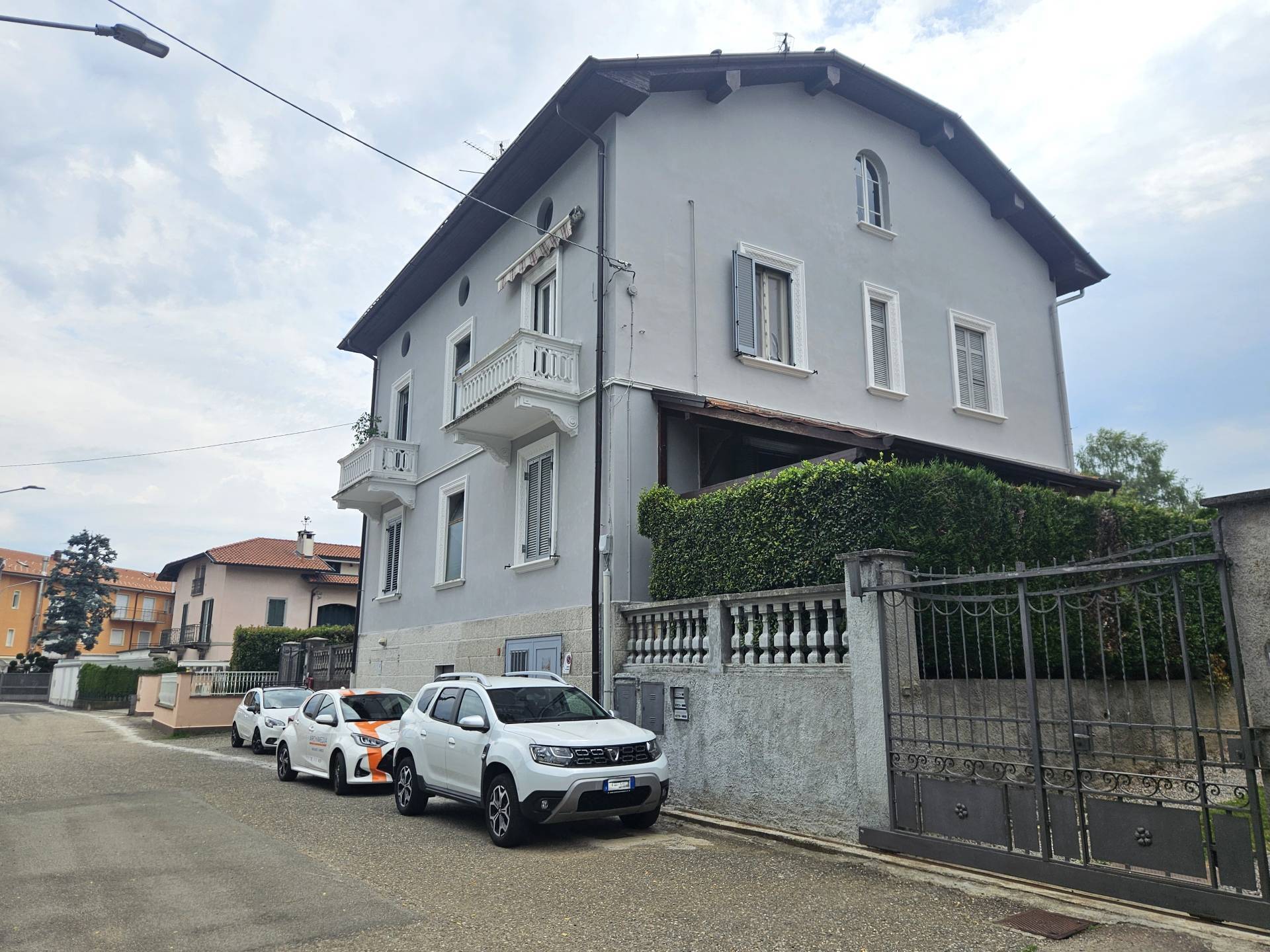 Appartamento in vendita a Malnate, San Salvatore