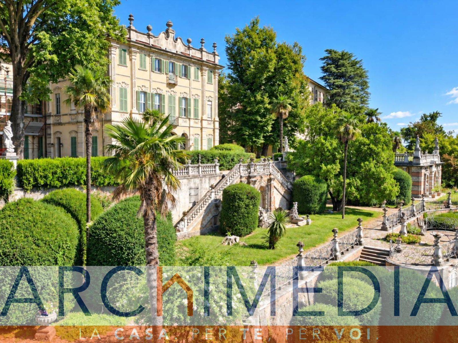 Appartamento in vendita a Comerio