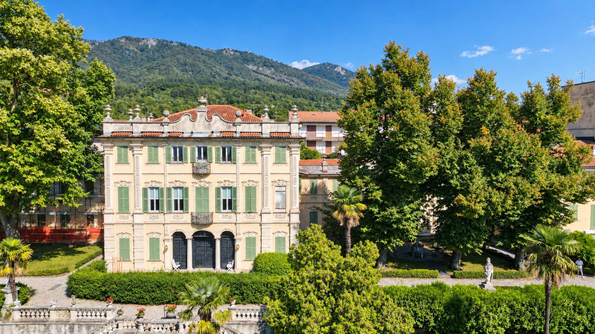 Appartamento in vendita a Comerio