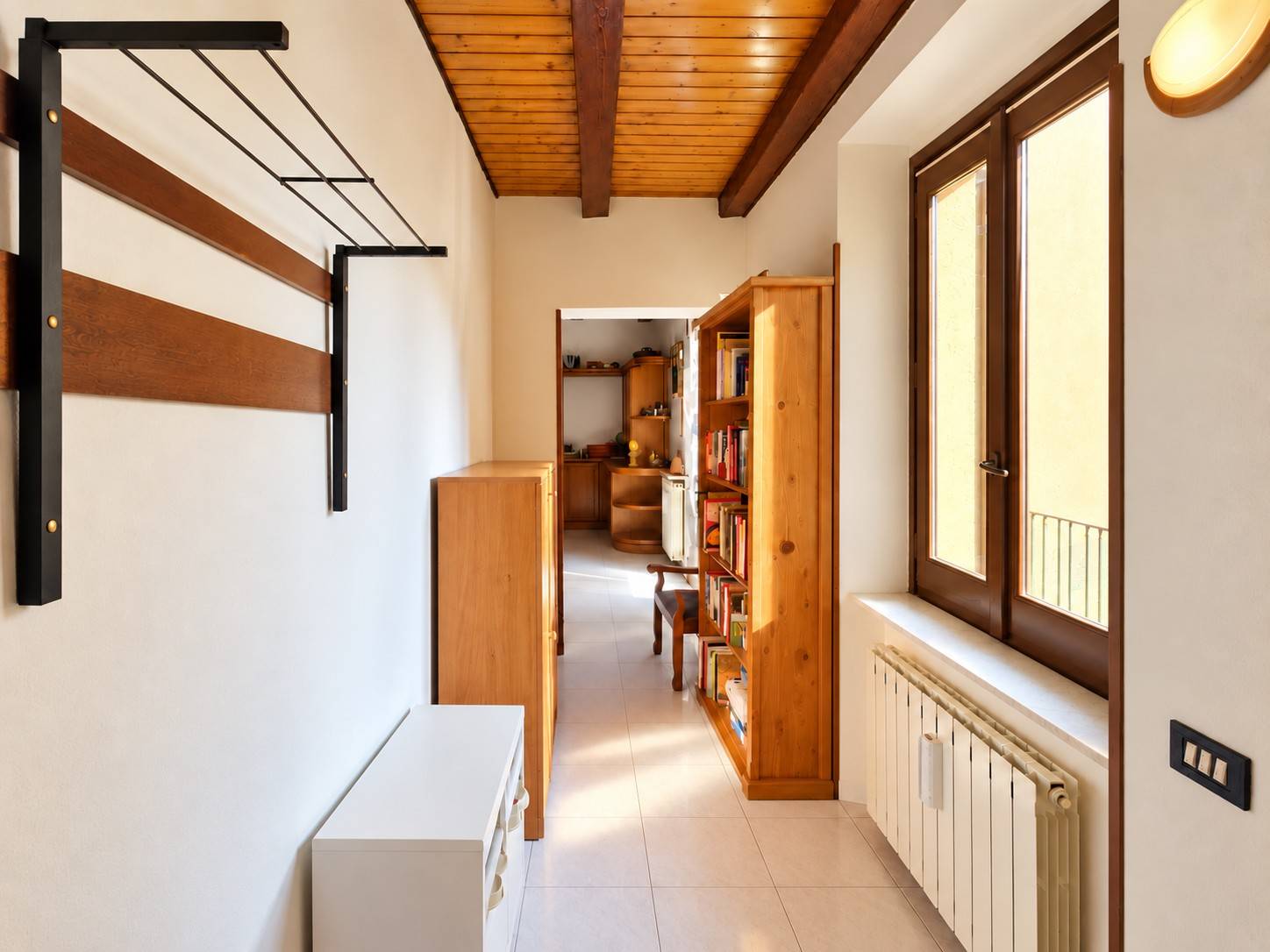 Appartamento in vendita a Malnate, Centro