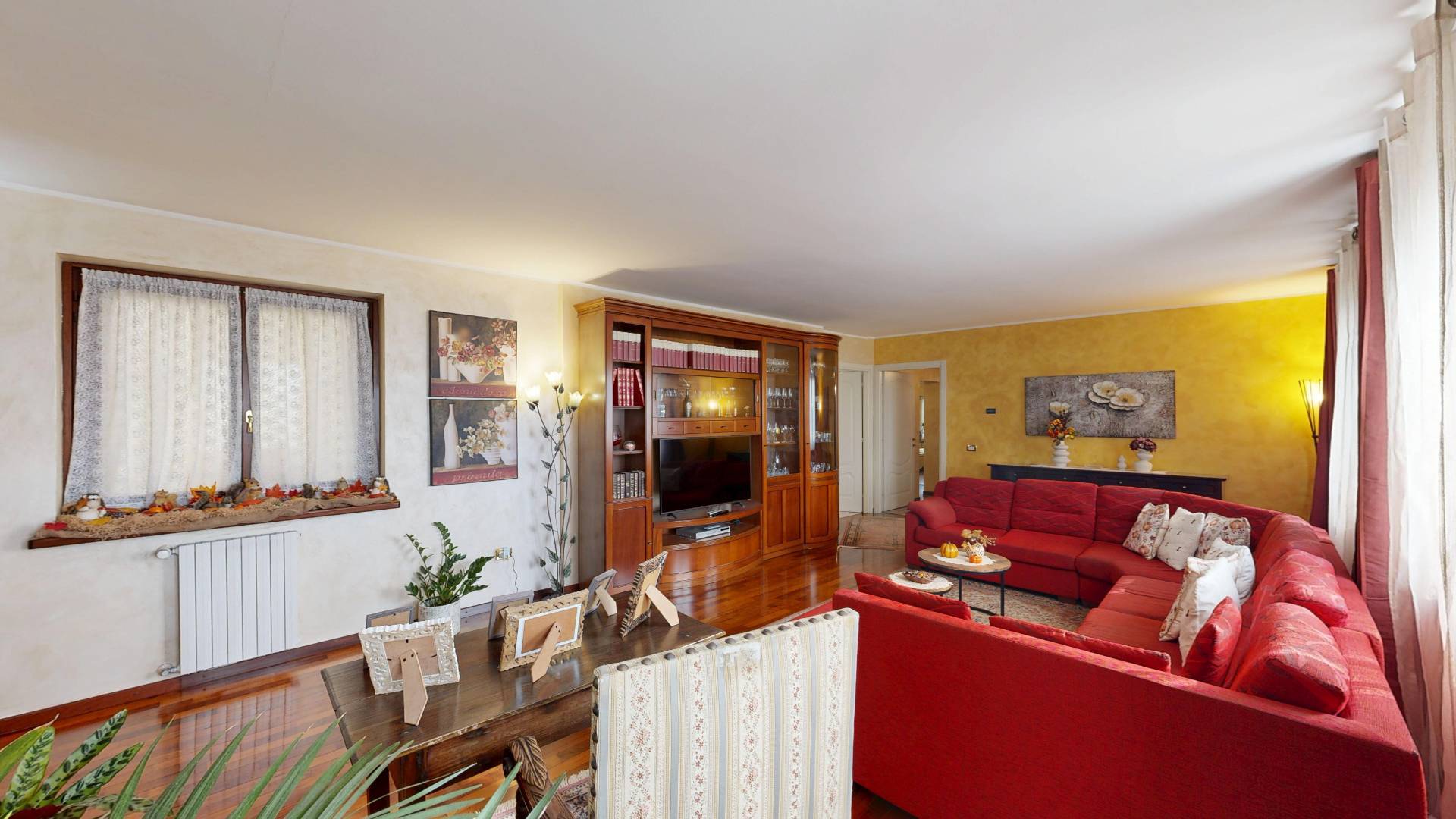 Casa singola in vendita a Vedano Olona, C.na Ronco