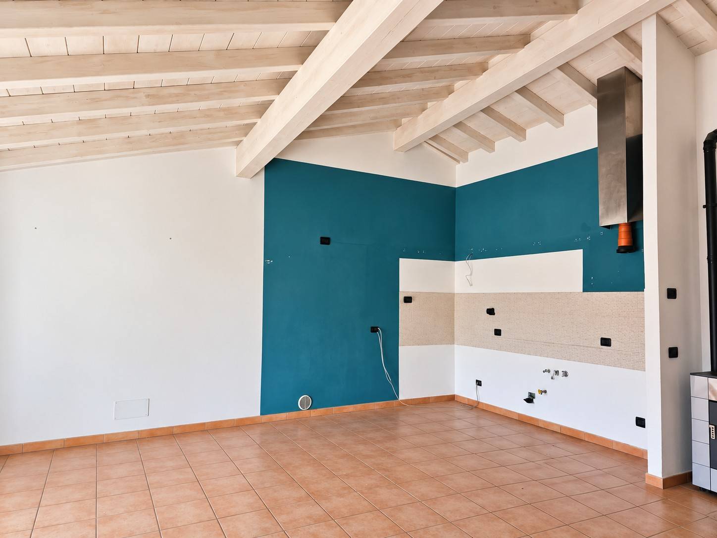 Appartamento in vendita a Cuasso al Monte