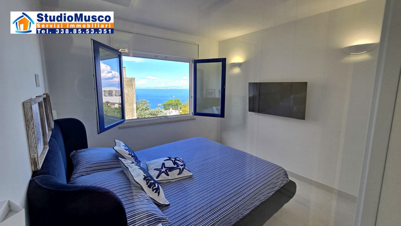 Bilocale in vendita in 2' traversa timpone, Anacapri