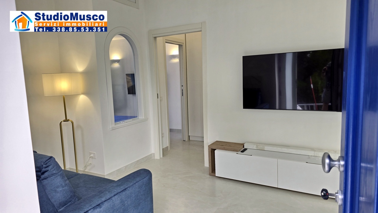 Bilocale in vendita in 2' traversa timpone, Anacapri