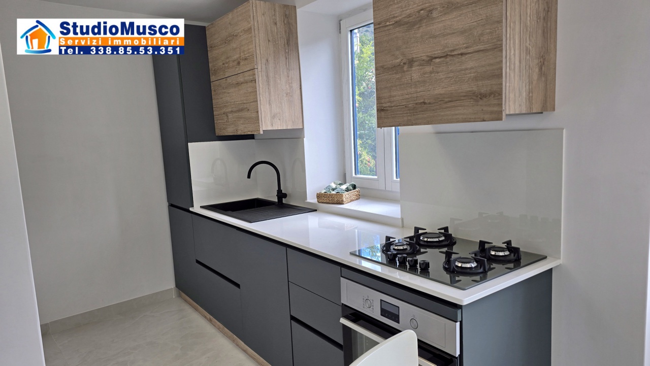 Bilocale in vendita in 2' traversa timpone, Anacapri