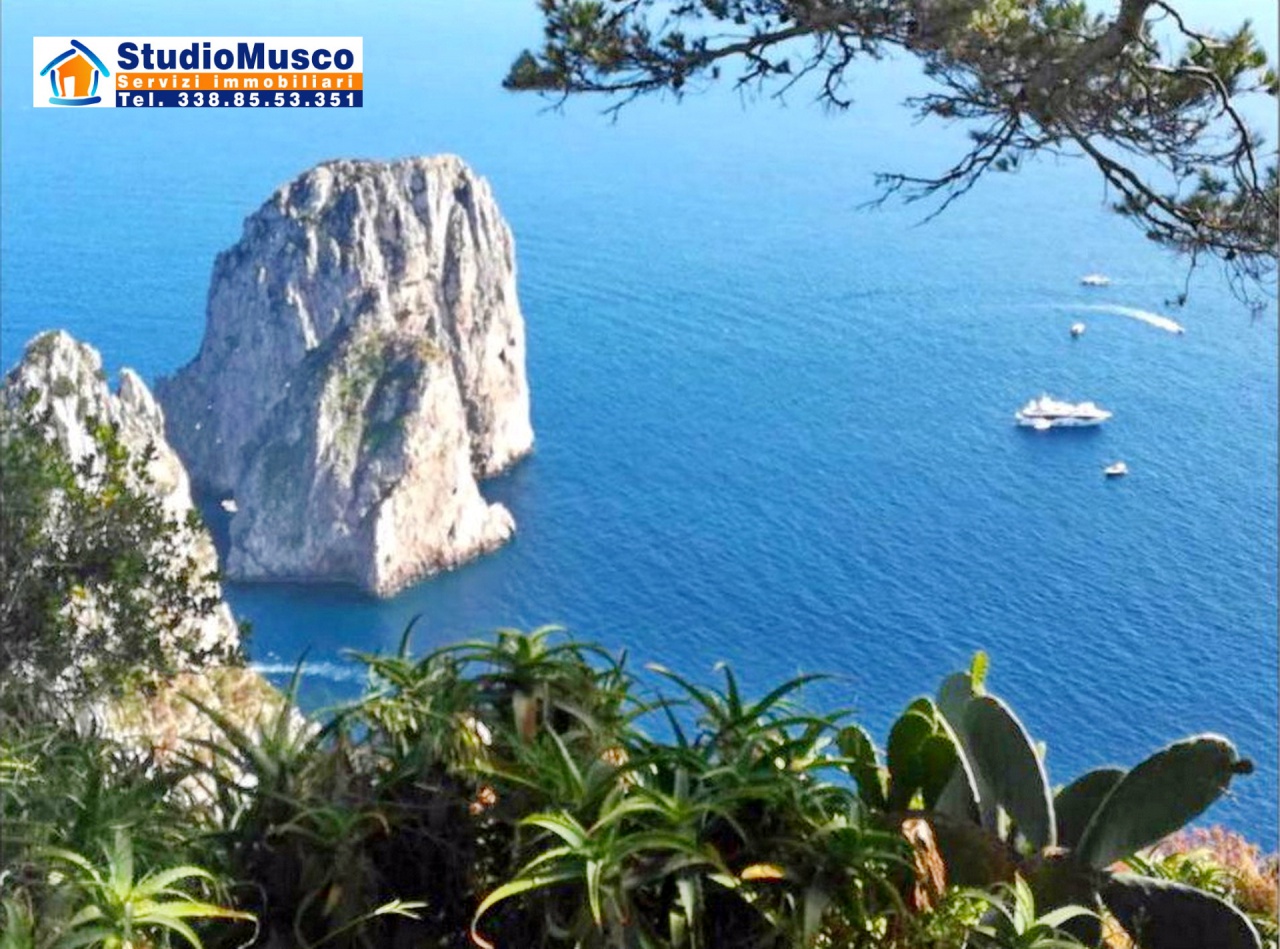 Casa indipendente in vendita in via tuoro, Capri