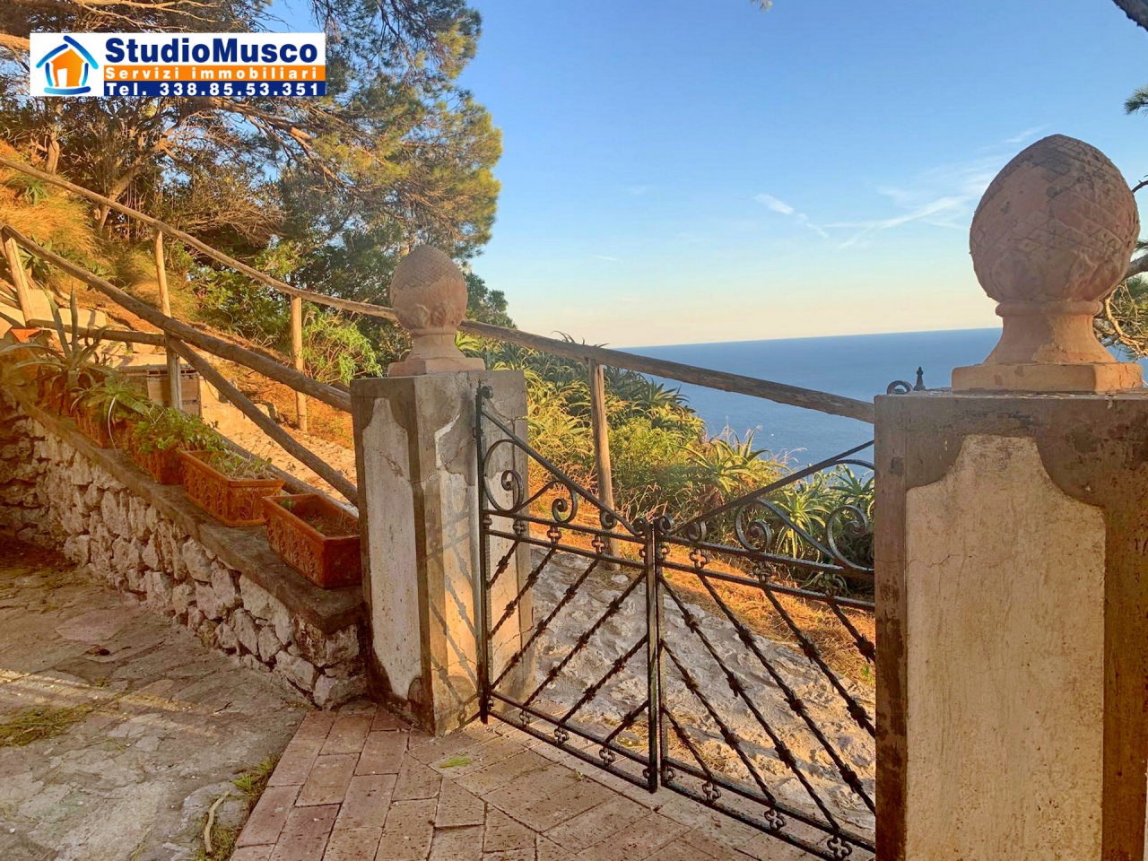 Casa indipendente in vendita in via tuoro, Capri