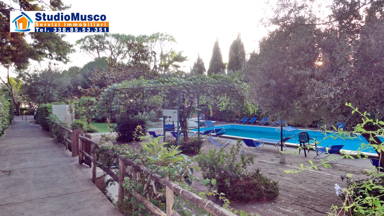 Villa con giardino in via damecuta, Anacapri