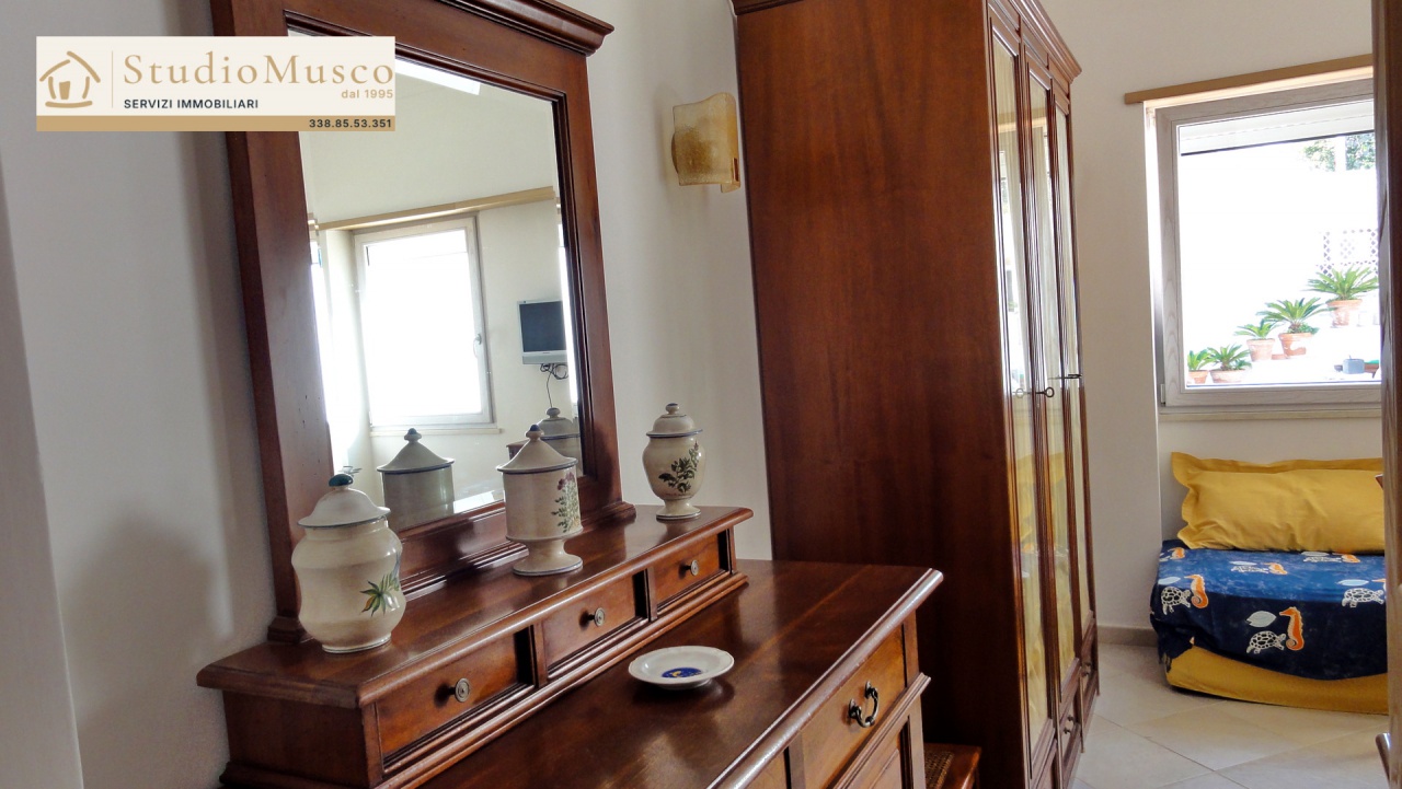 Appartamento in vendita in via dalmazio birago, Capri