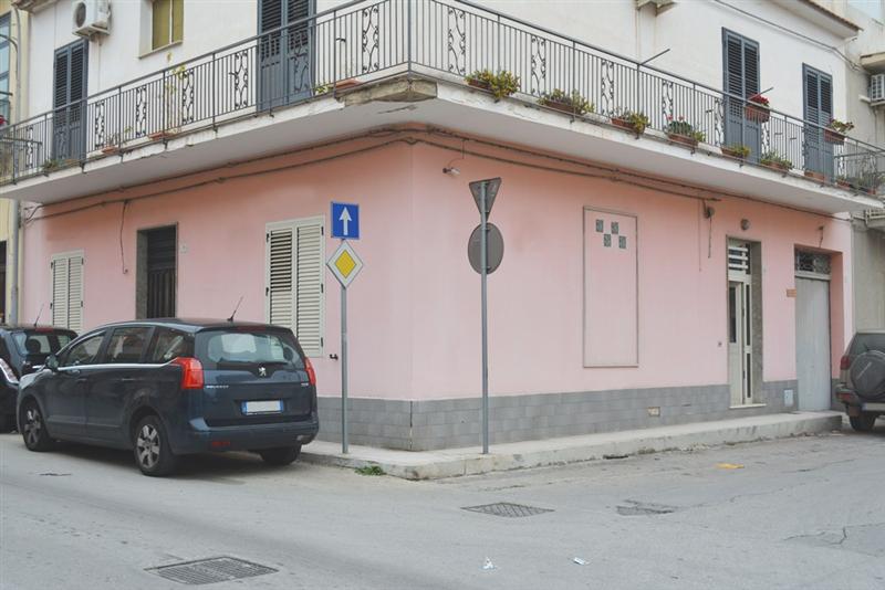 Appartamento con terrazzo via molise