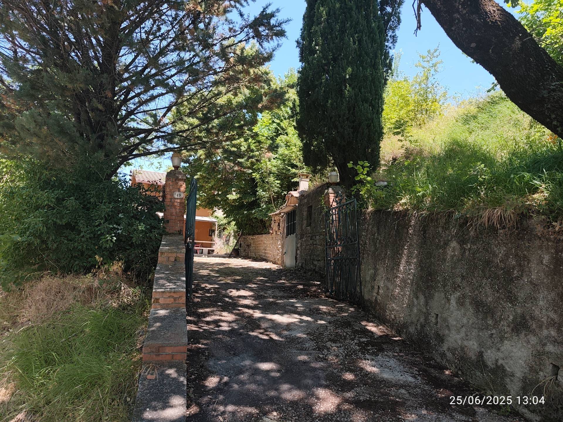 3 locali in vendita a Belmonte in Sabina, Localit Bivio Parigi