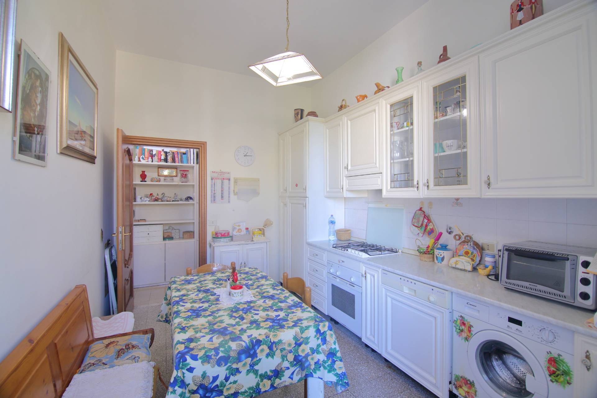 2 locali in vendita a Roma, Prati