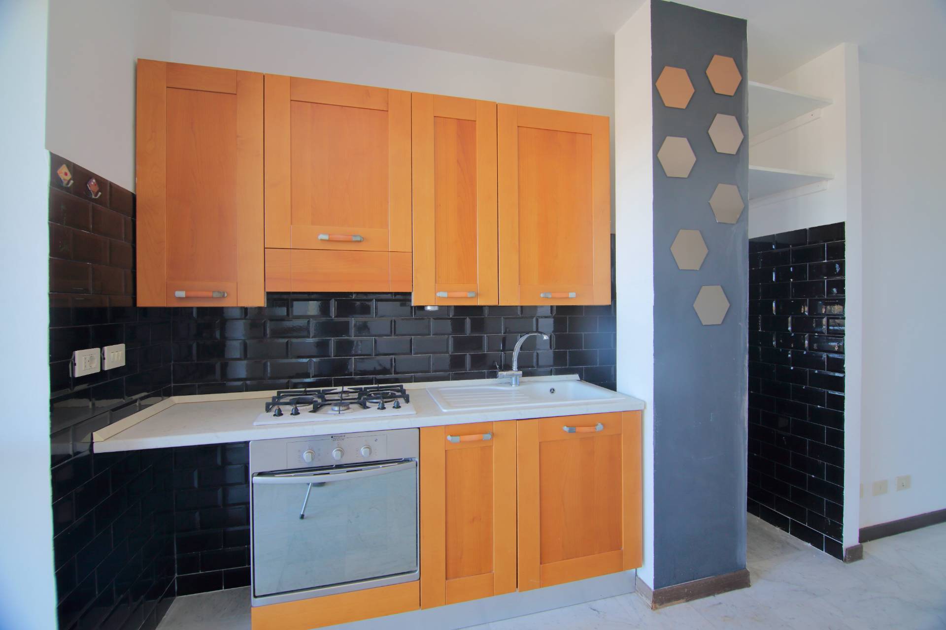 3 locali in vendita a Roma, Ostia