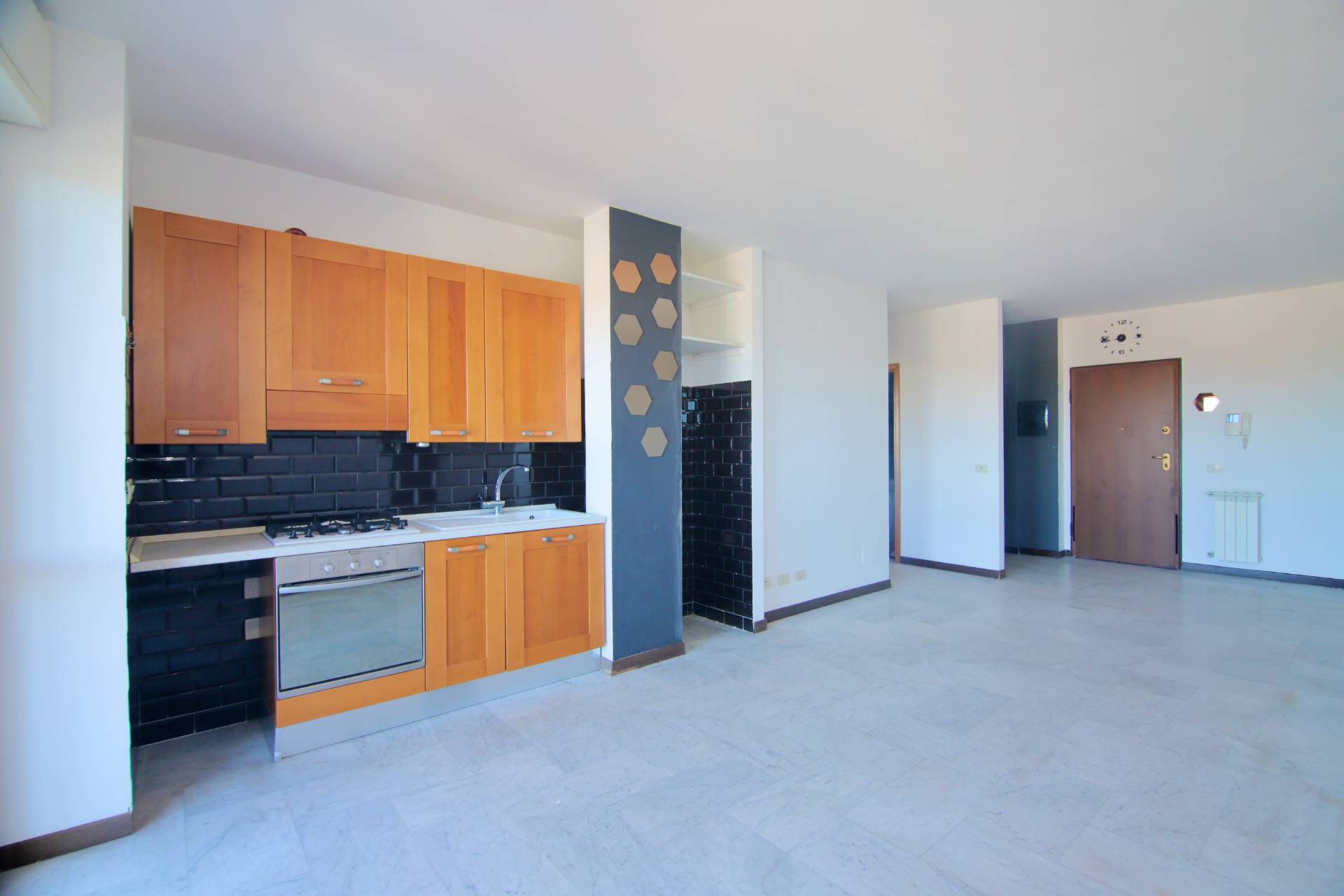 3 locali in vendita a Roma, Ostia