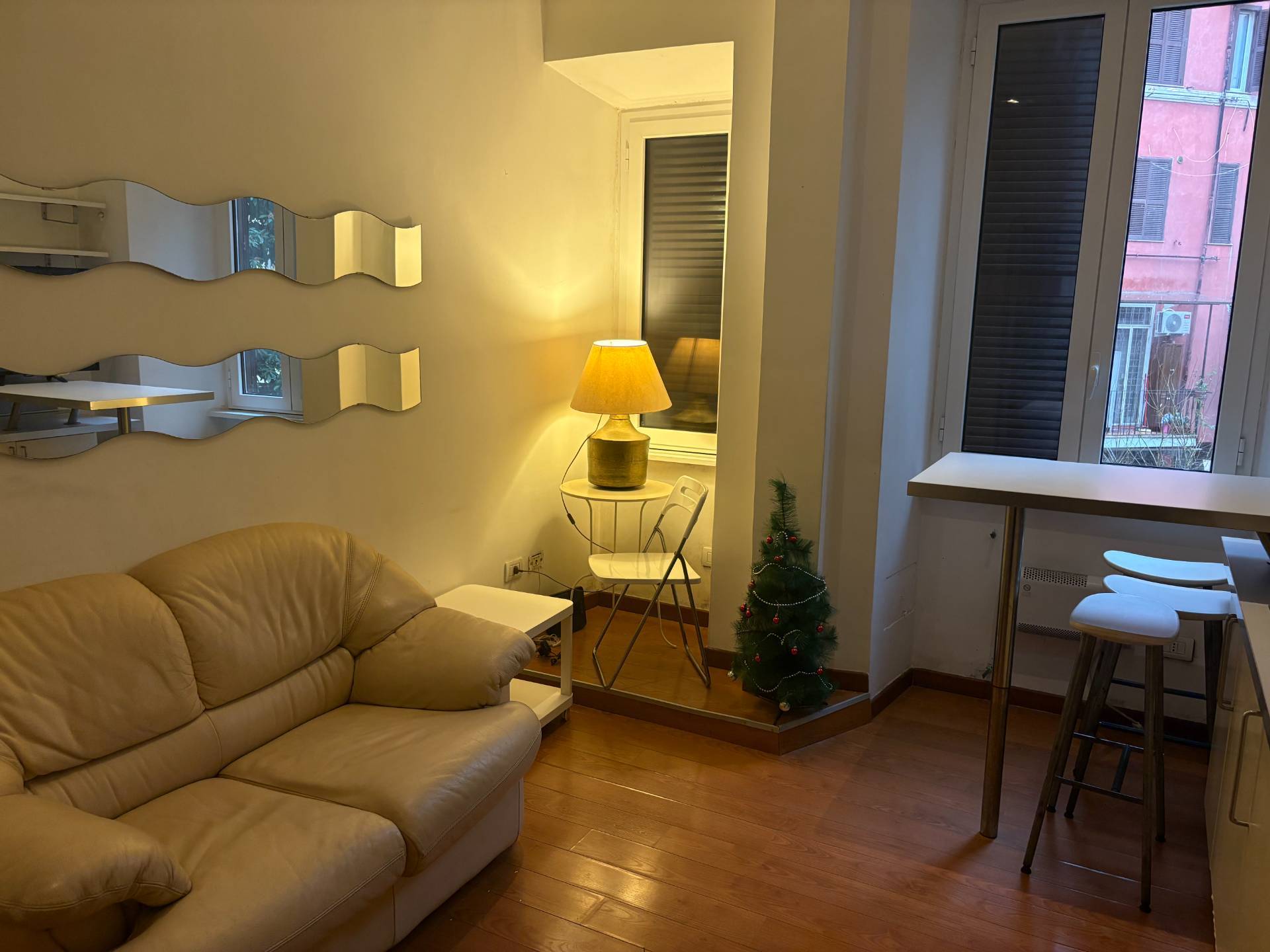 2 locali in affitto a Roma, Ostiense