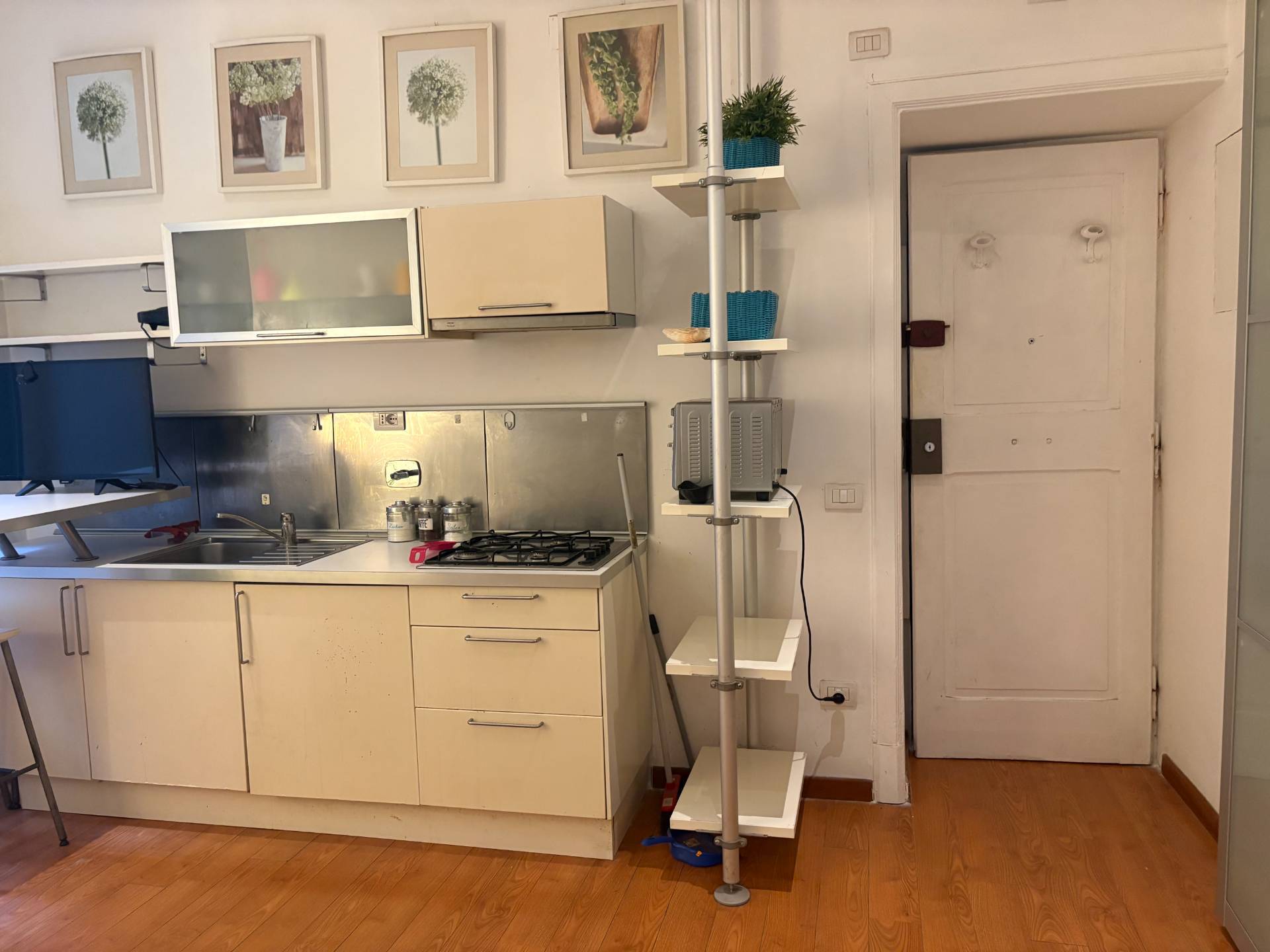 2 locali in affitto a Roma, Ostiense