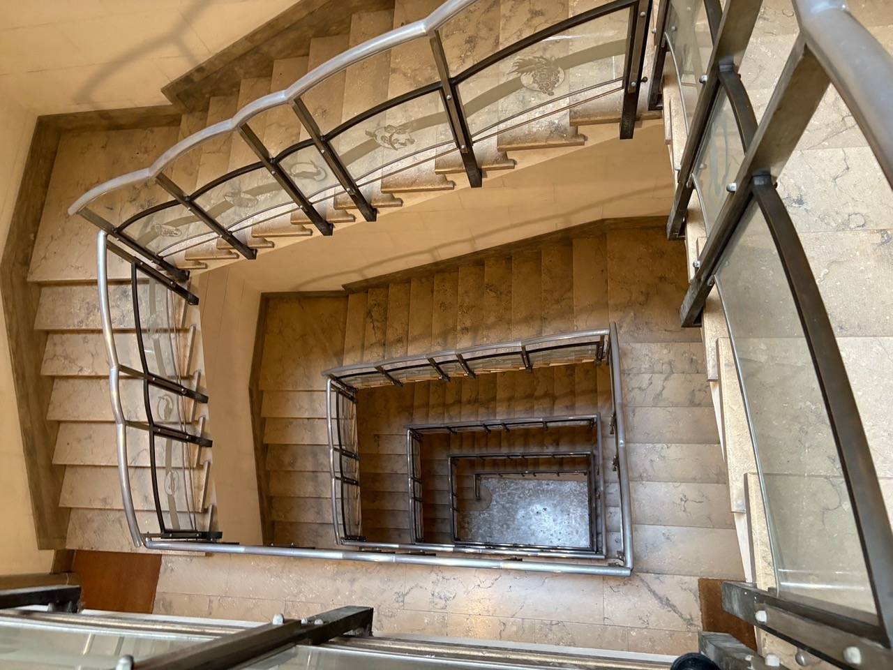 4 o pi locali in vendita a Roma, Parioli