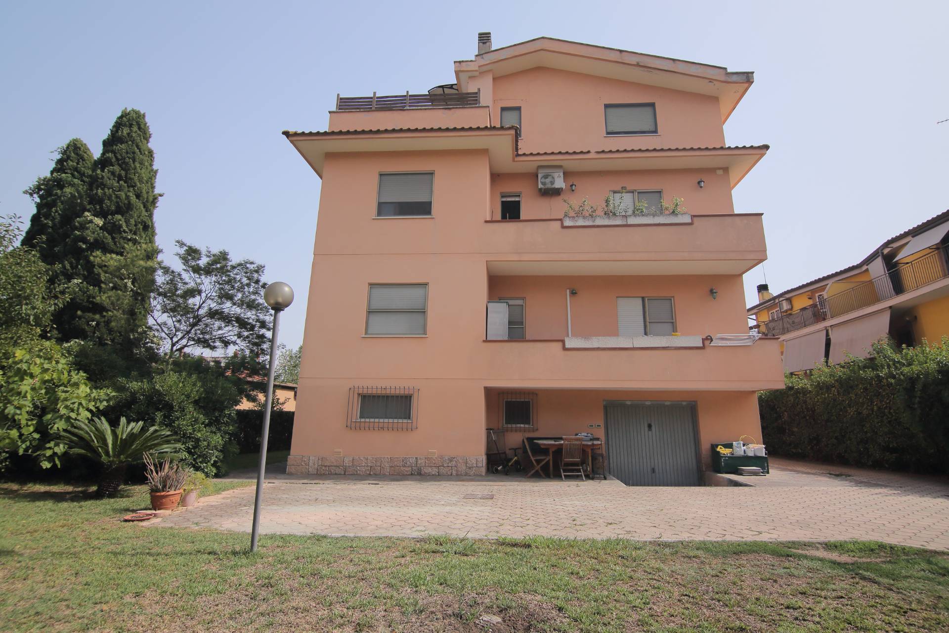 3 locali in vendita a Roma, Ostia Antica