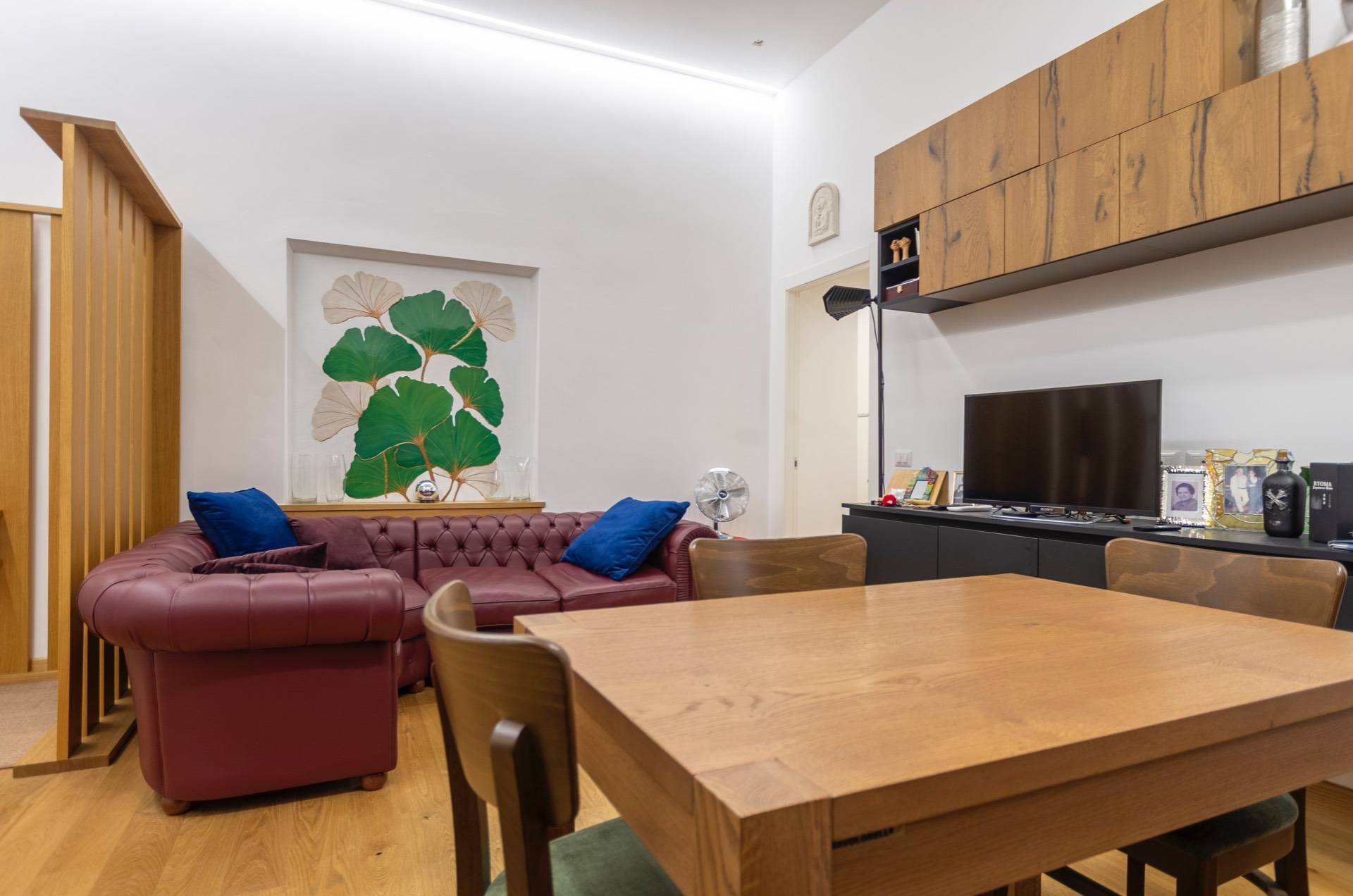 3 locali in vendita a Roma, Trastevere