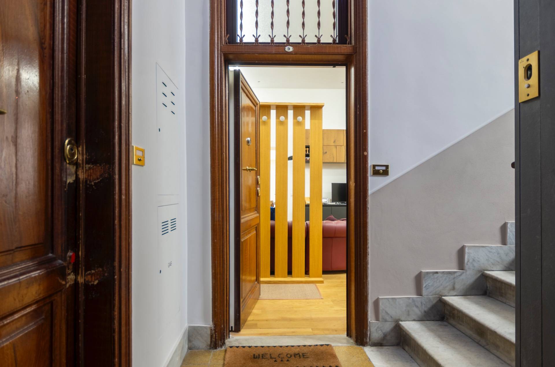 3 locali in vendita a Roma, Trastevere