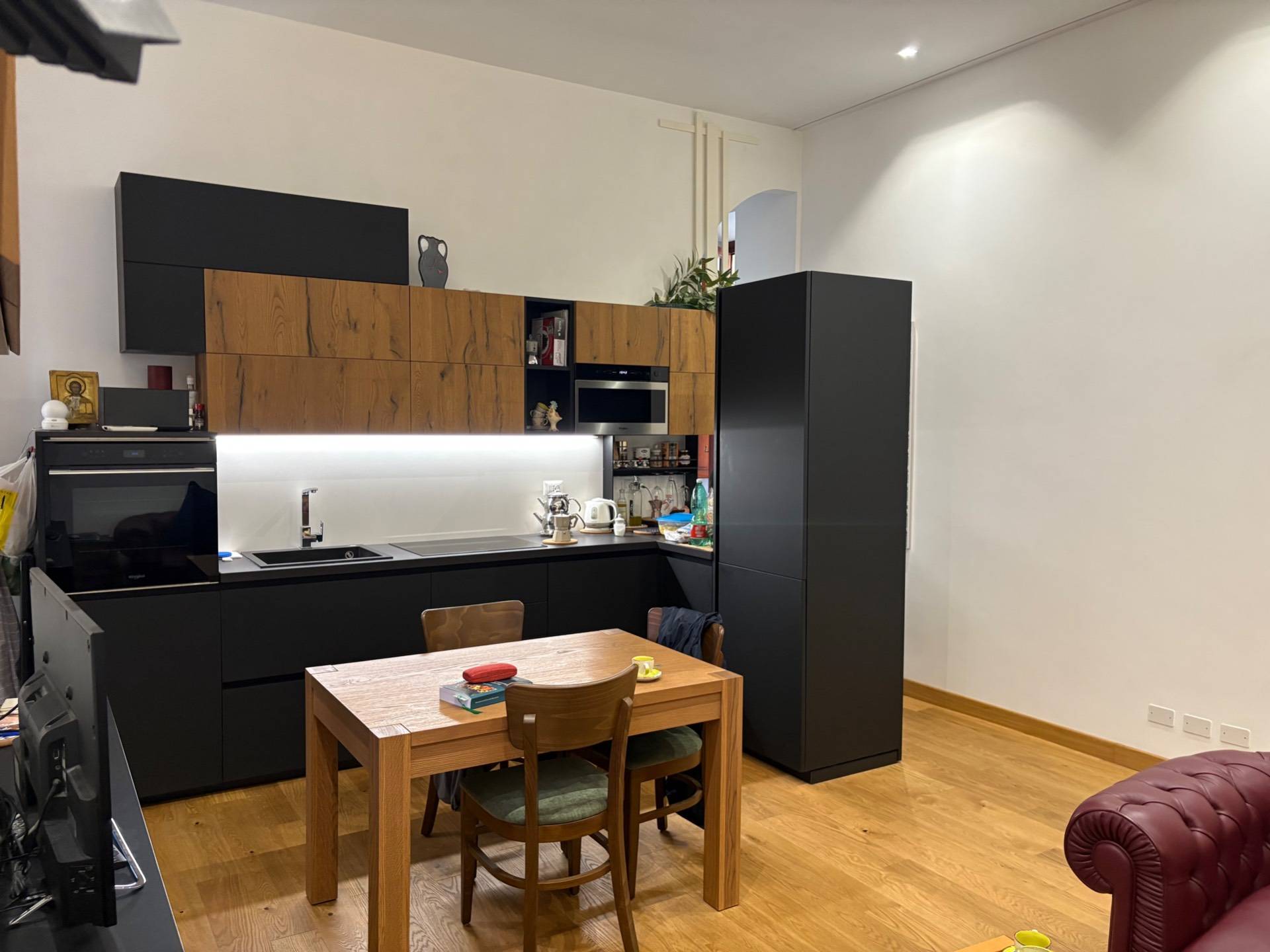 3 locali in vendita a Roma, Trastevere