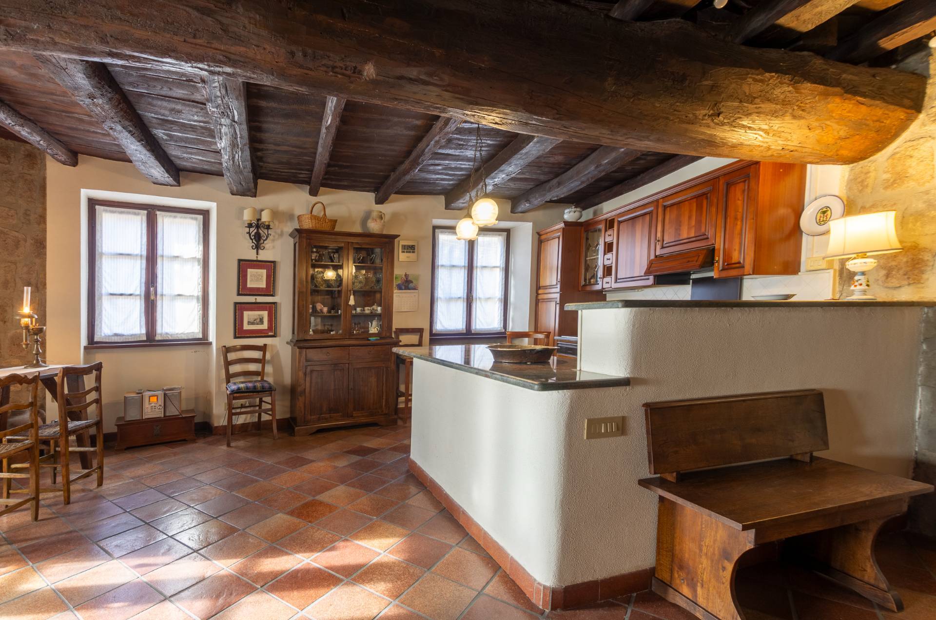 Appartamento in vendita a Viterbo, Centro