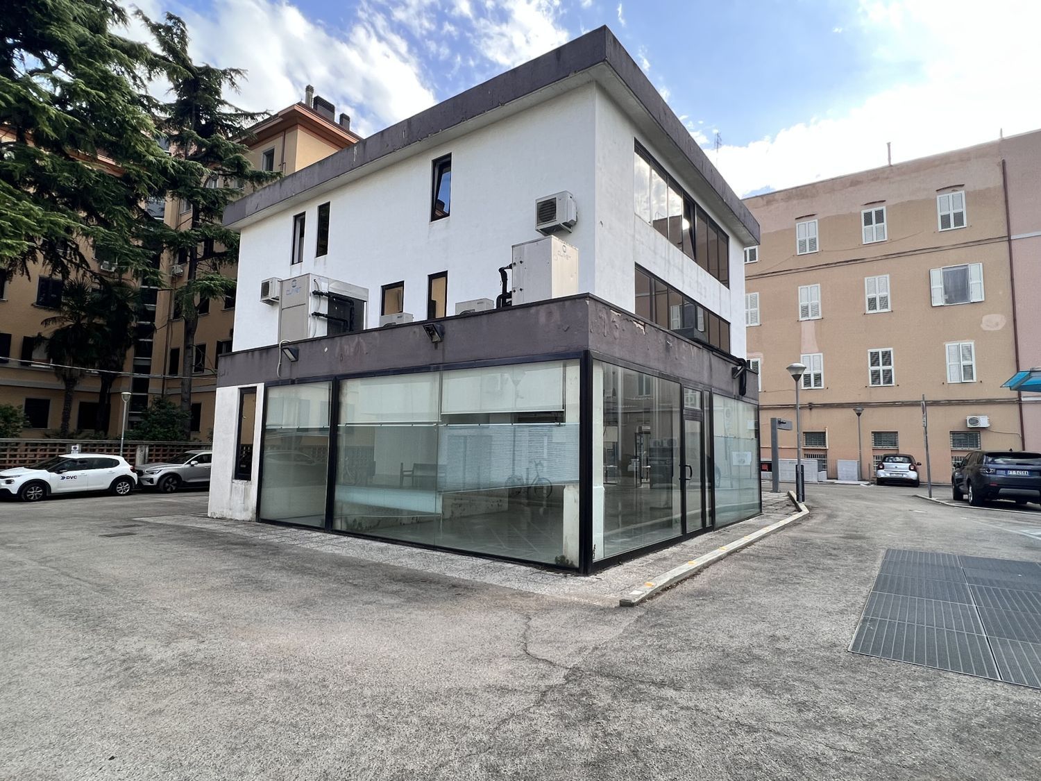 Locale commerciale in vendita in via larino 10, Pescara