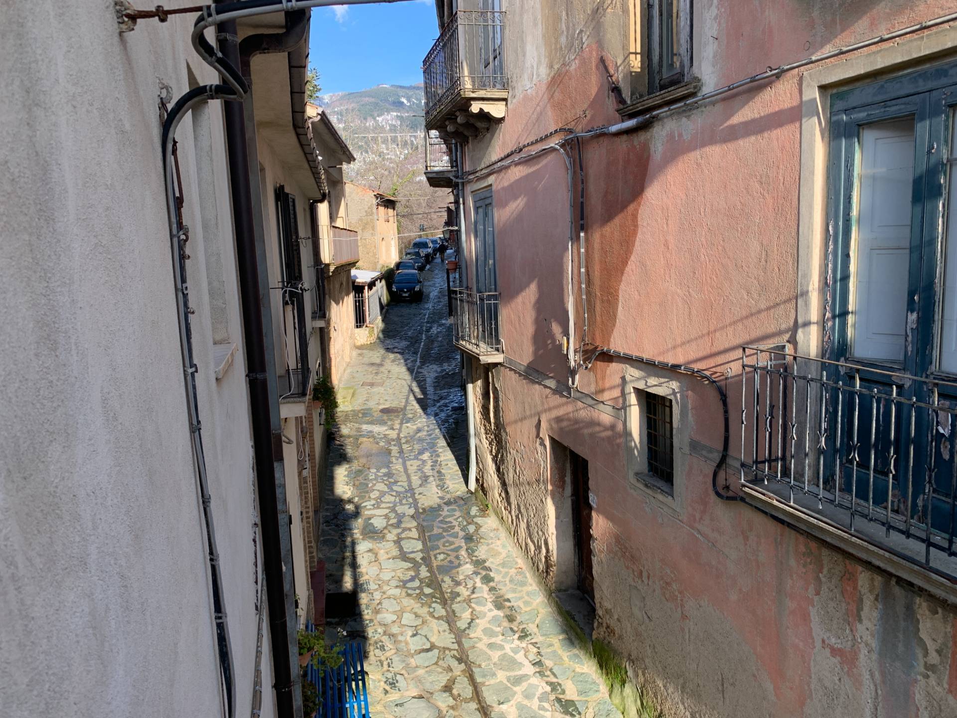 Fabbricato Indipendente in vendita a Celico