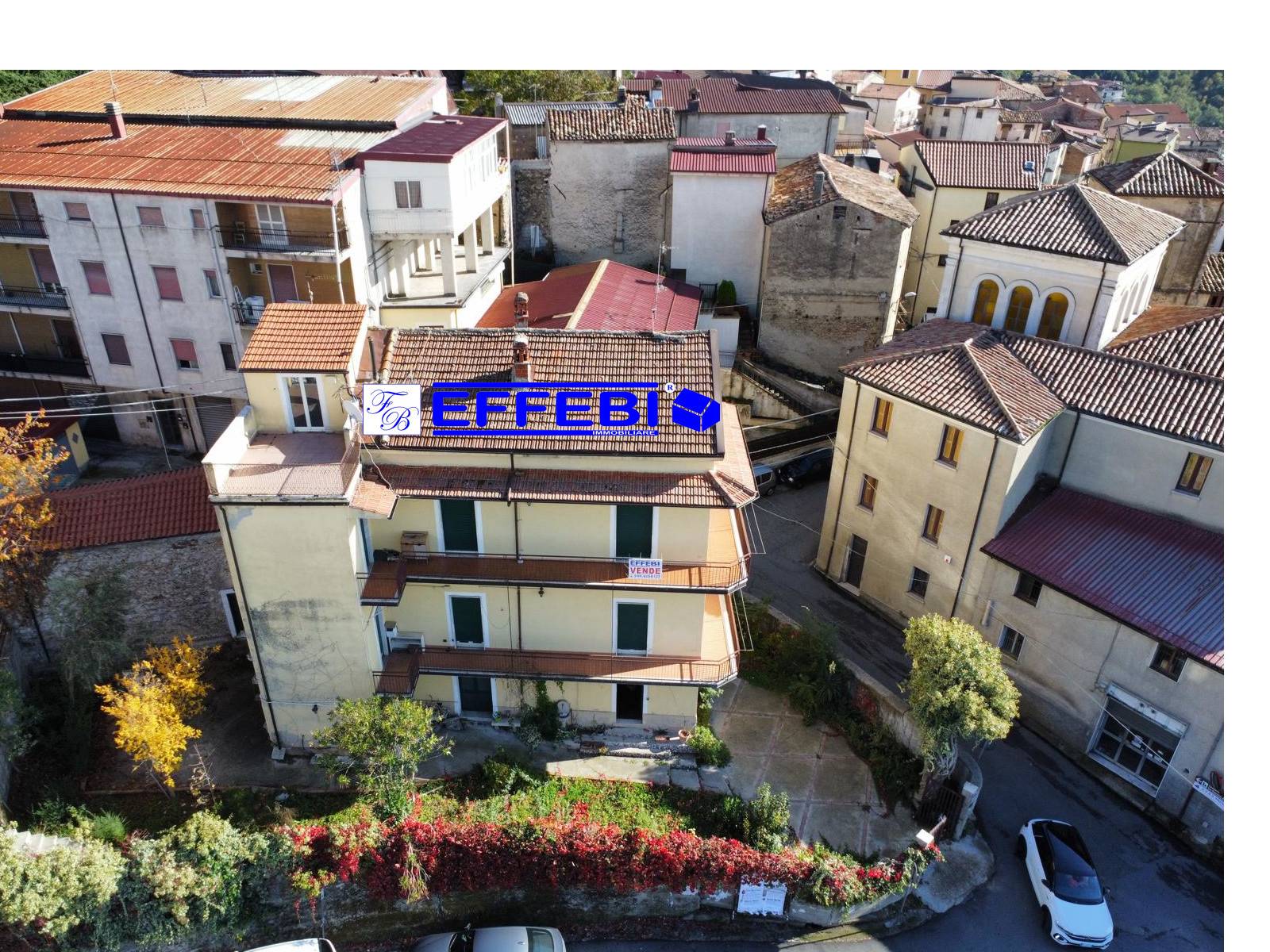 Fabbricato Indipendente in vendita a Spezzano della Sila