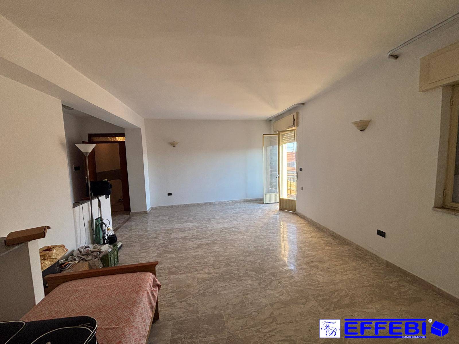 Appartamento con Garage in vendita a Roggiano Gravina