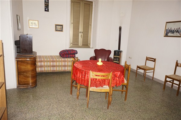 Fabbricato Centro Storico in vendita a Spezzano della Sila