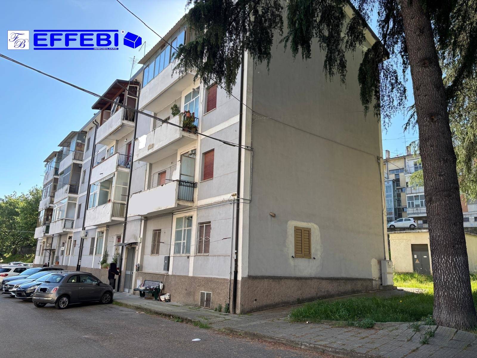 Appartamento da Ristrutturare in vendita a Cosenza, Citt 2000