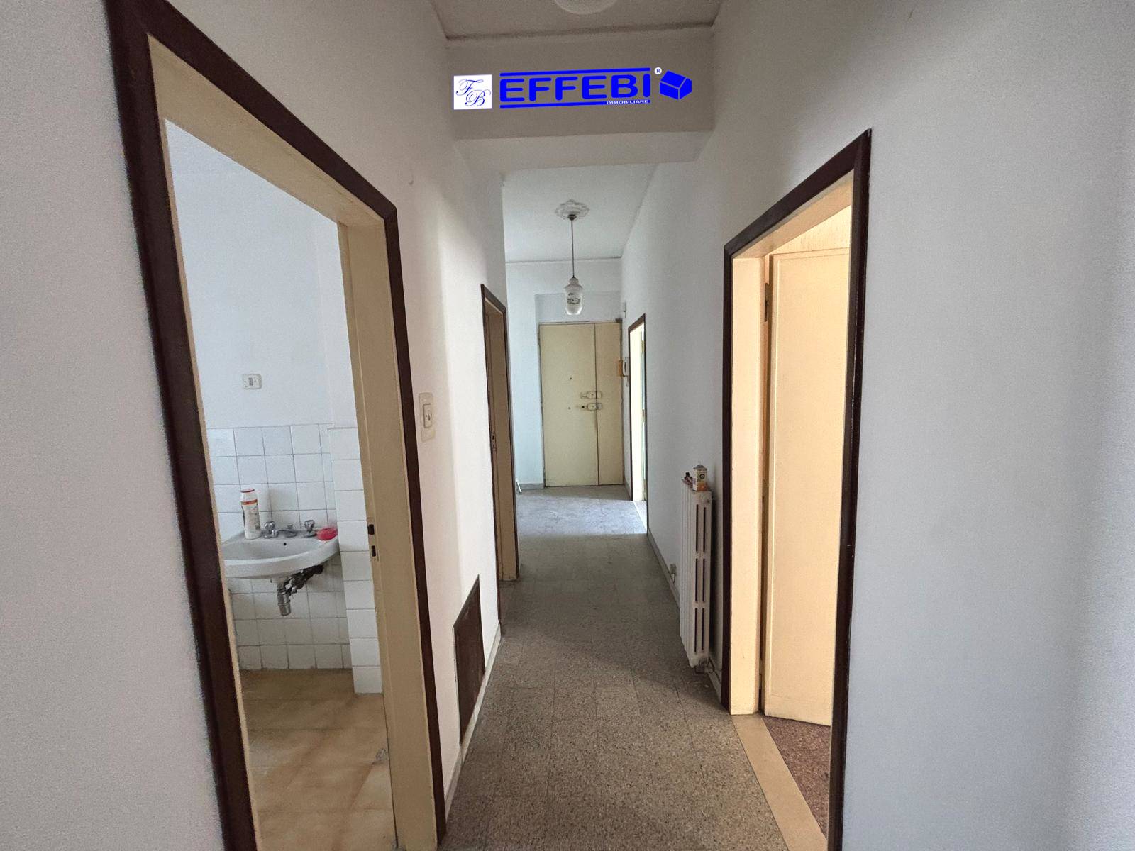 Appartamento da Ristrutturare in vendita a Cosenza, Citt 2000